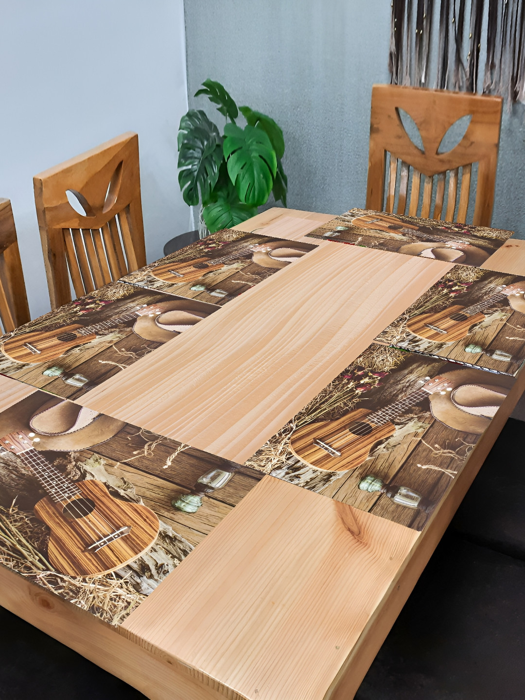 

REVEXO Brown 6 Pieces Printed Anti-Slip Table Placemats