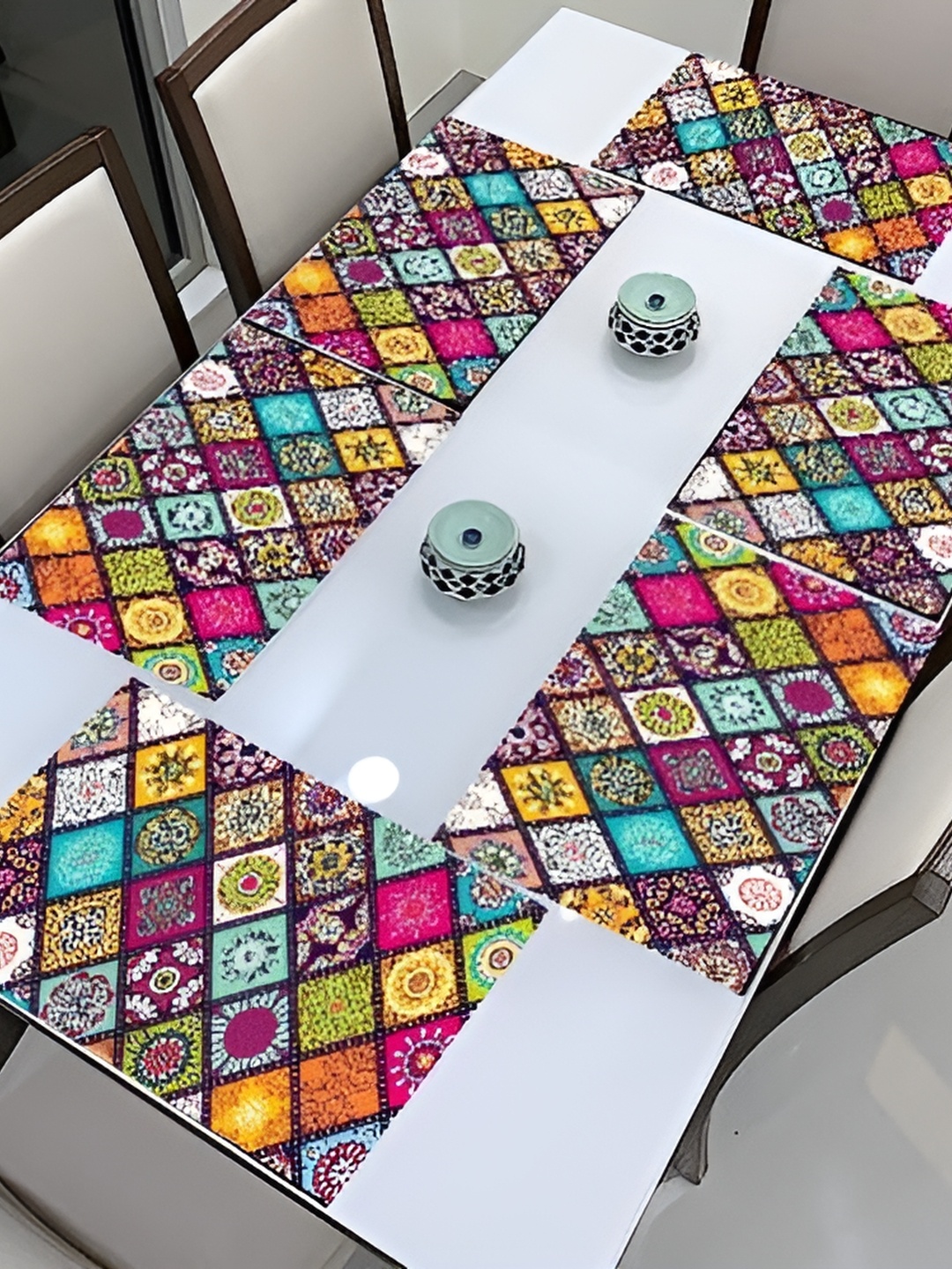 

REVEXO Pink & Blue Printed Anti-Slip Table Placemats