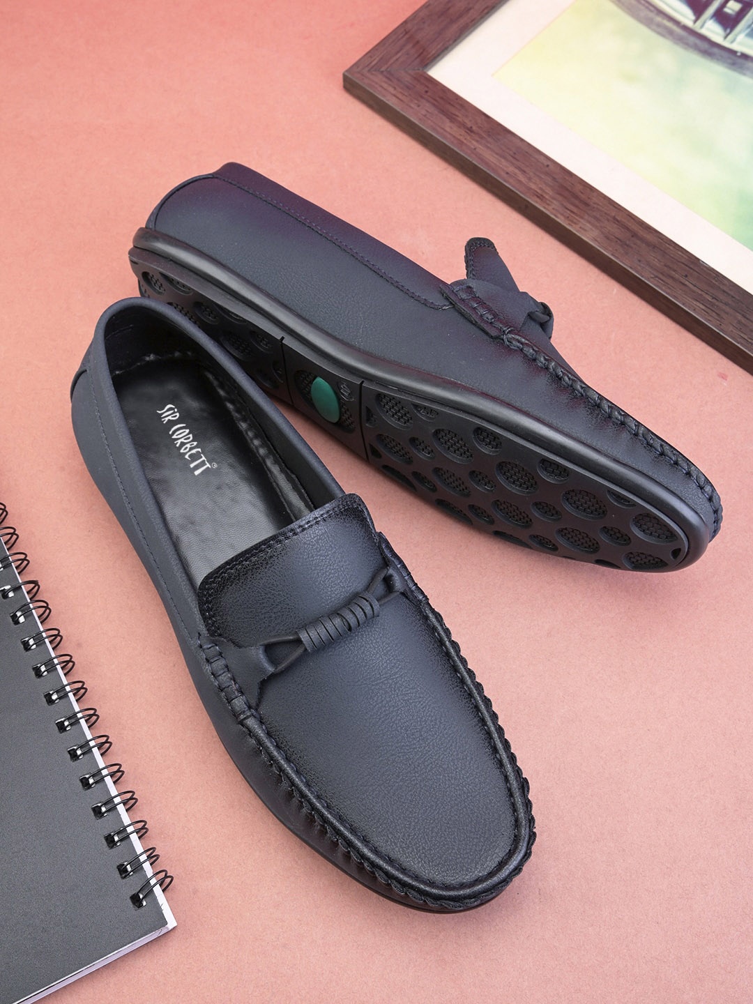 

Sir Corbett Men Round Toe Loafers, Blue