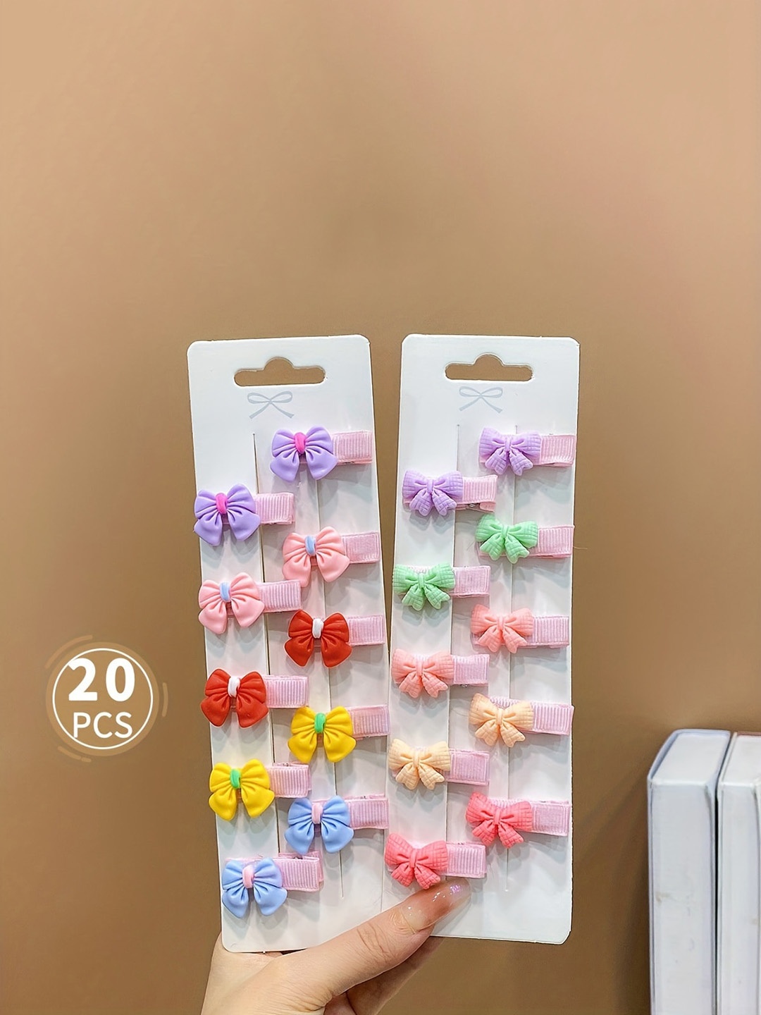 

LYTIX Girls Set Of 20 Assorted Bow Edge Duckbill Hair Clips