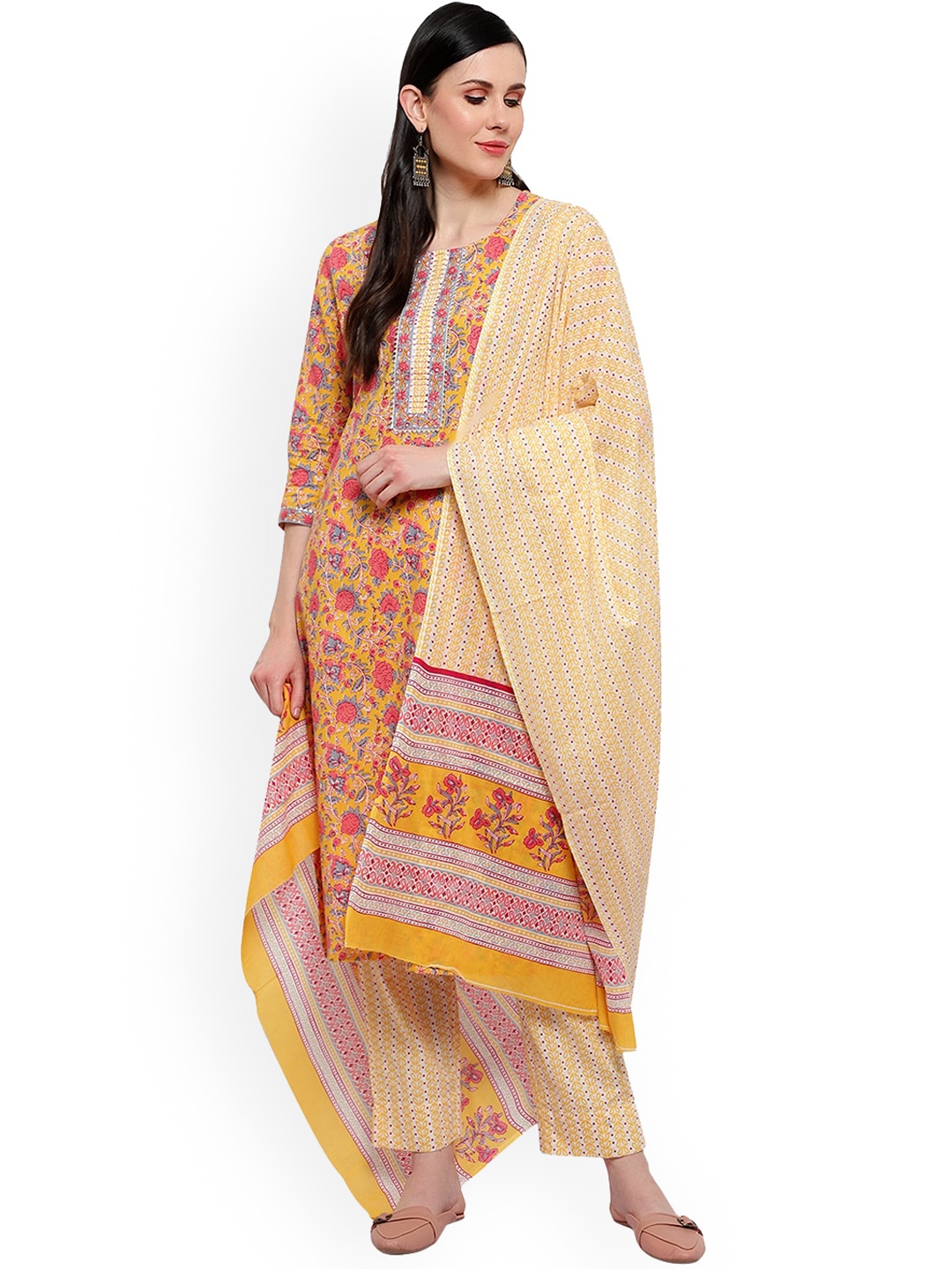 

Alakh Creation Floral Printed Regular Gotta Patti Cotton Kurta With Trousers & Dupatta, Yellow