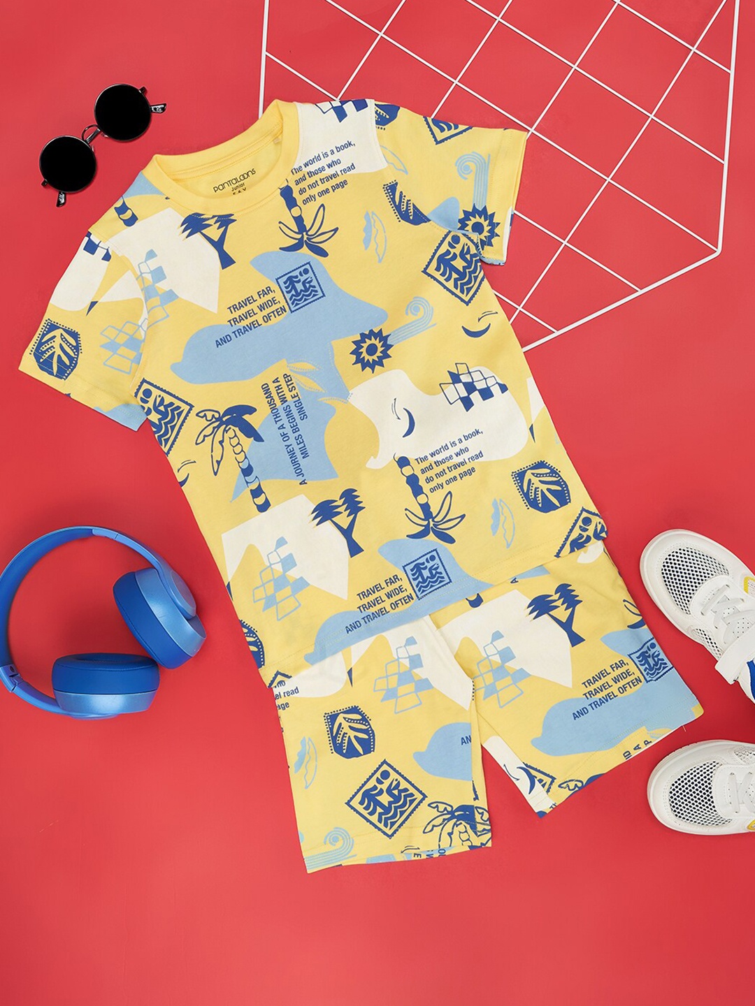 

Pantaloons Junior Boys Printed T-shirt with Shorts, Yellow