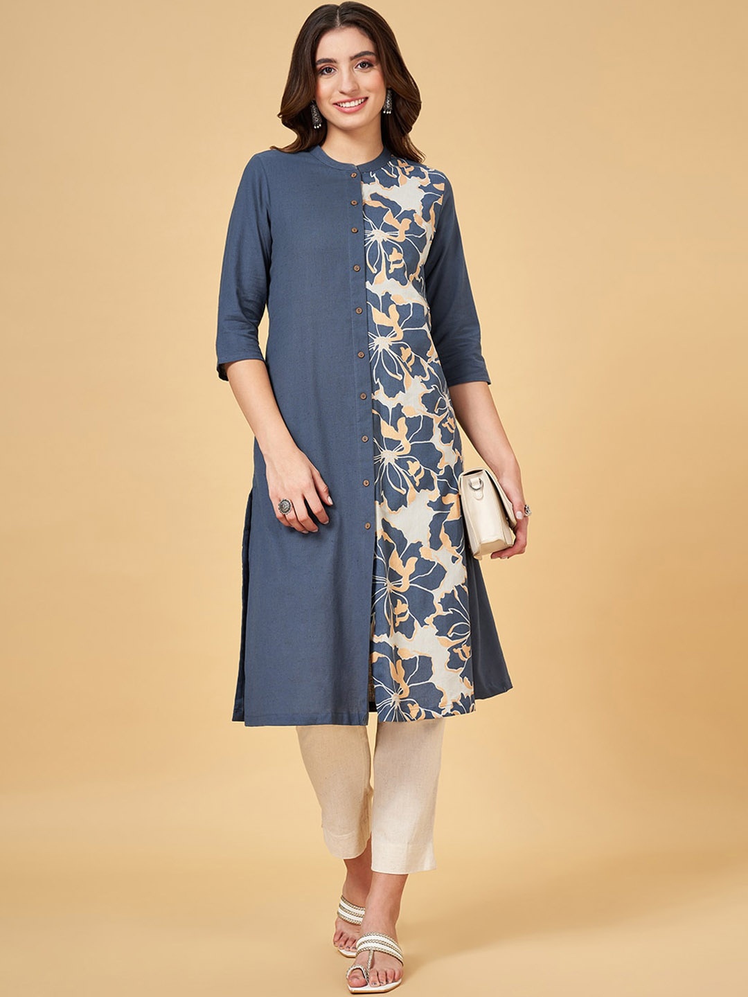 

RANGMANCH BY PANTALOONS Floral Printed A-Line Kurta, Navy blue