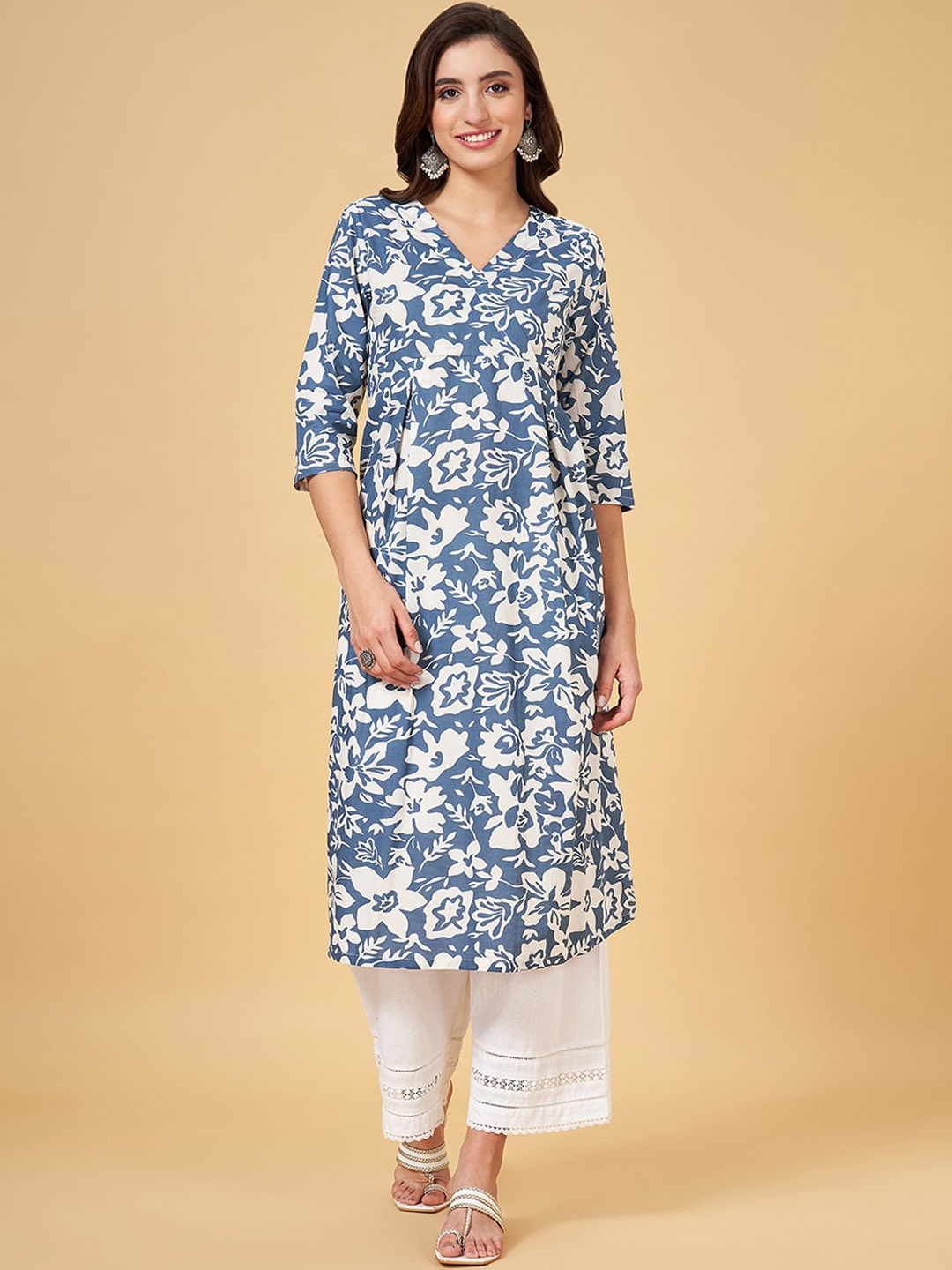 

RANGMANCH BY PANTALOONS Floral Printed A-Line Pure Cotton Kurta, Blue