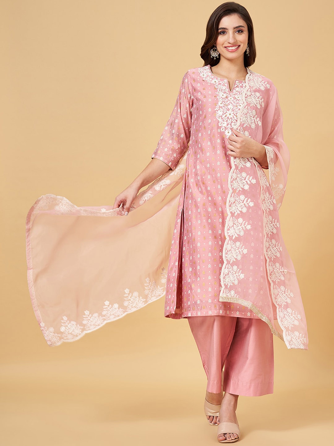 

RANGMANCH BY PANTALOONS Floral Embroidered Straight Kurta, Pink