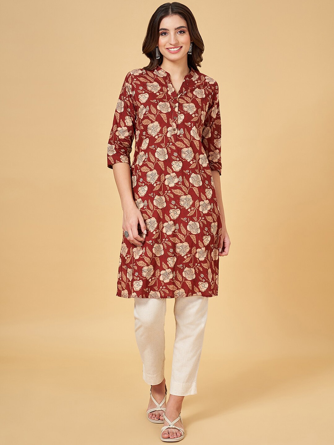 

RANGMANCH BY PANTALOONS Floral Printed Pure Cotton Straight Kurta, Red