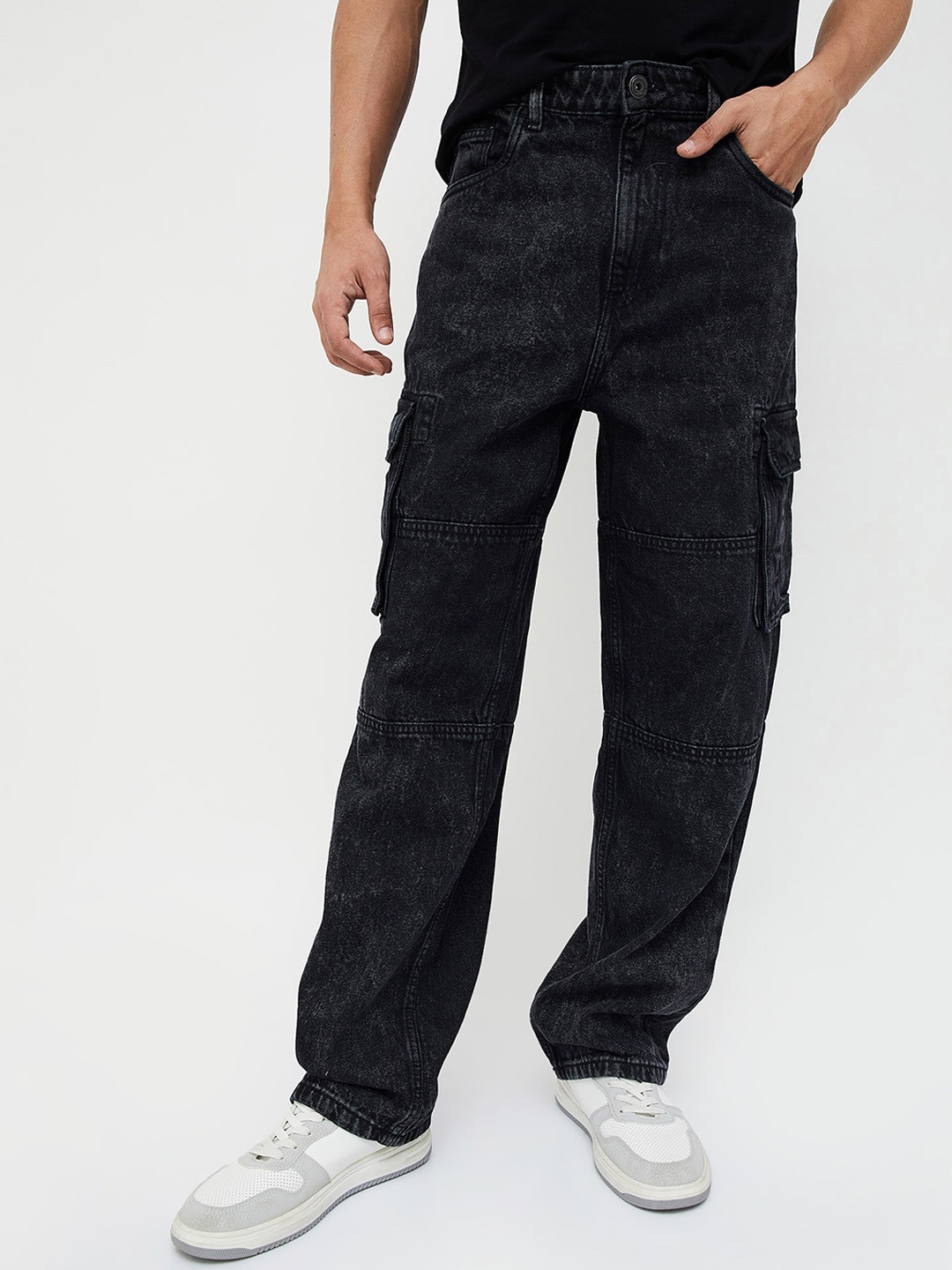 

Forca Men Light Fade Cotton Cargo Jeans, Black