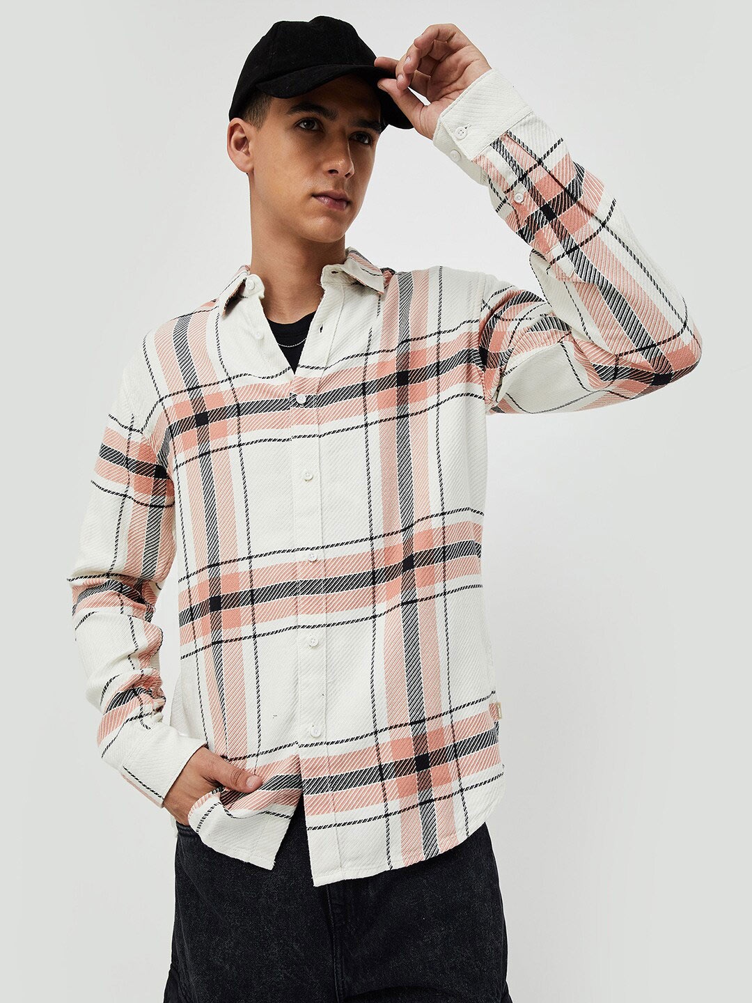 

Forca by Lifestyle Men Tartan Checked Spread Collar Long Sleeves Cotton Casual Shirt, Off white