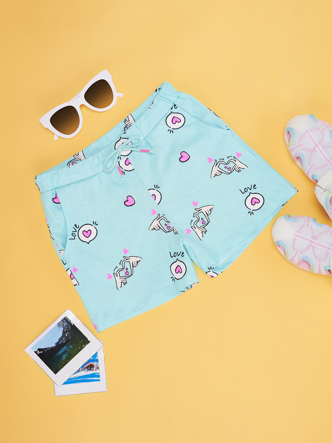 

Pantaloons Junior Girls Graphic Printed Cotton Shorts, Green
