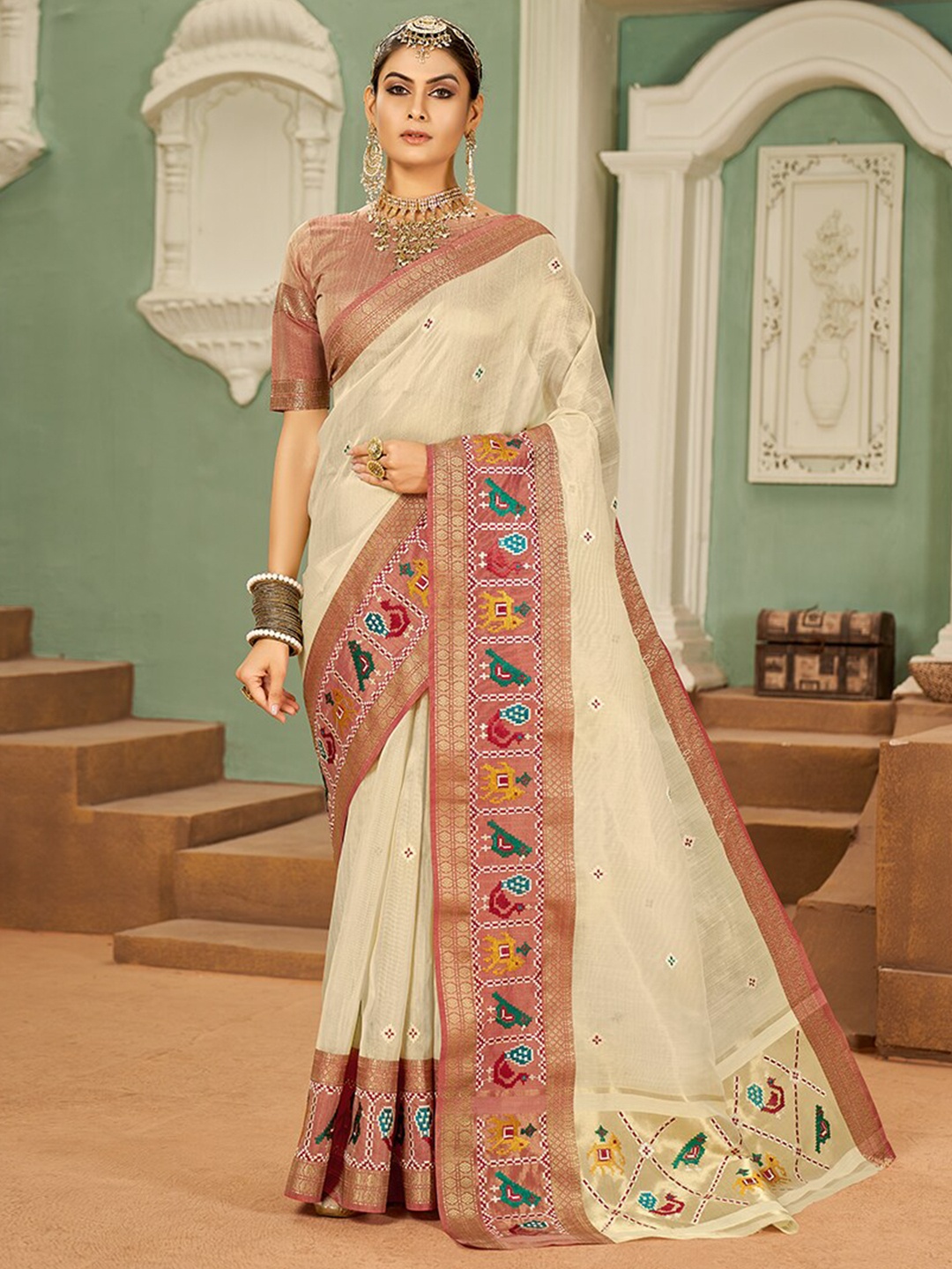 

KALINI Ethnic Woven Design Border Zari Saree, White