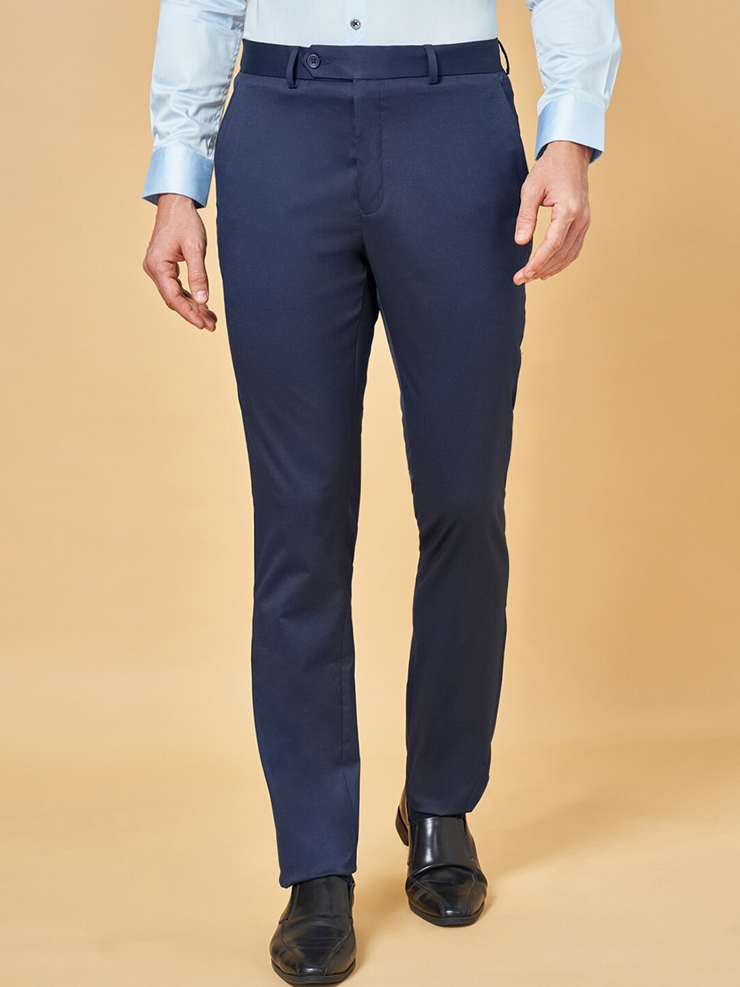 

Peregrine by Pantaloons Men Slim Fit Low-Rise Trousers, Navy blue