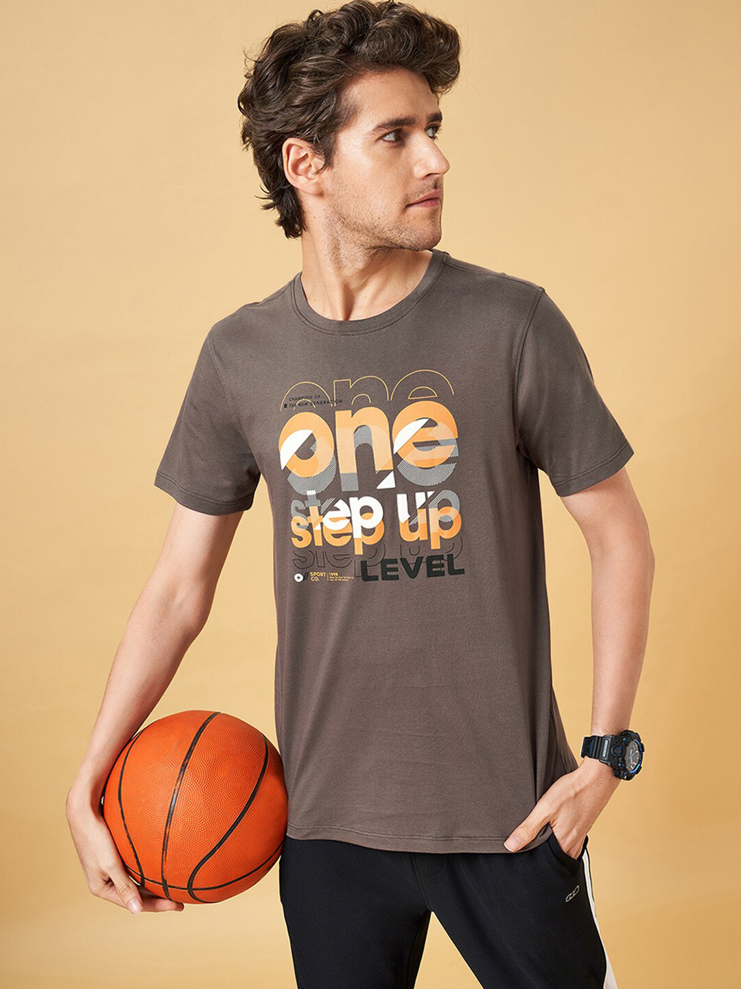 

Ajile by Pantaloons Typography Printed Round Neck Short Sleeves Slim Fit T-shirt, Grey