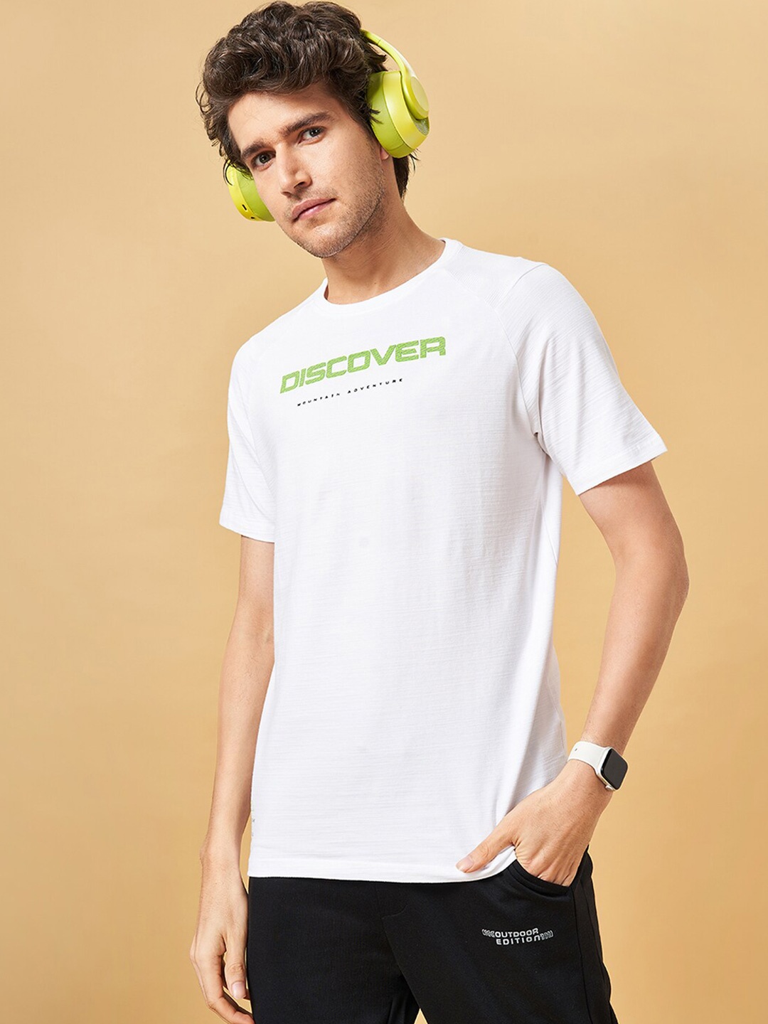 

Ajile by Pantaloons Typography Printed Round Neck Slim Fit T-shirt, White