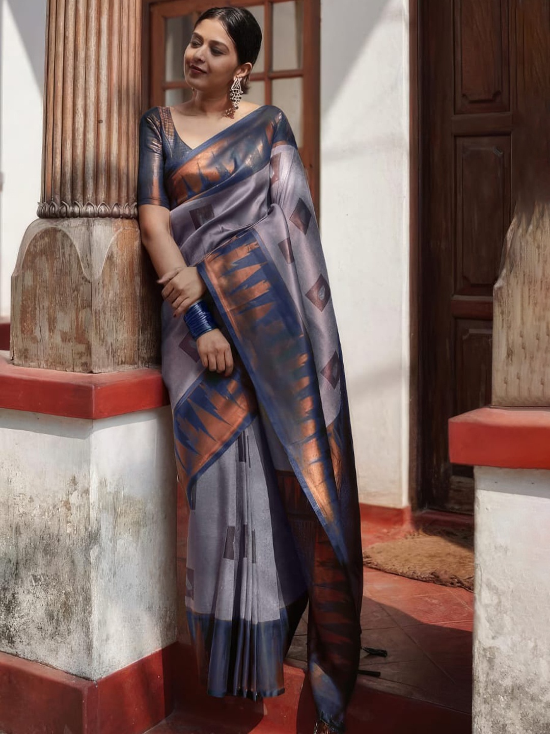 

Glorisa Ethnic Motifs Zari Pure Silk Designer Paithani Saree, Grey