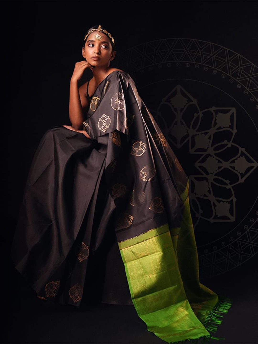 

Glorisa Woven Design Zari Pure Silk Tussar Saree, Black