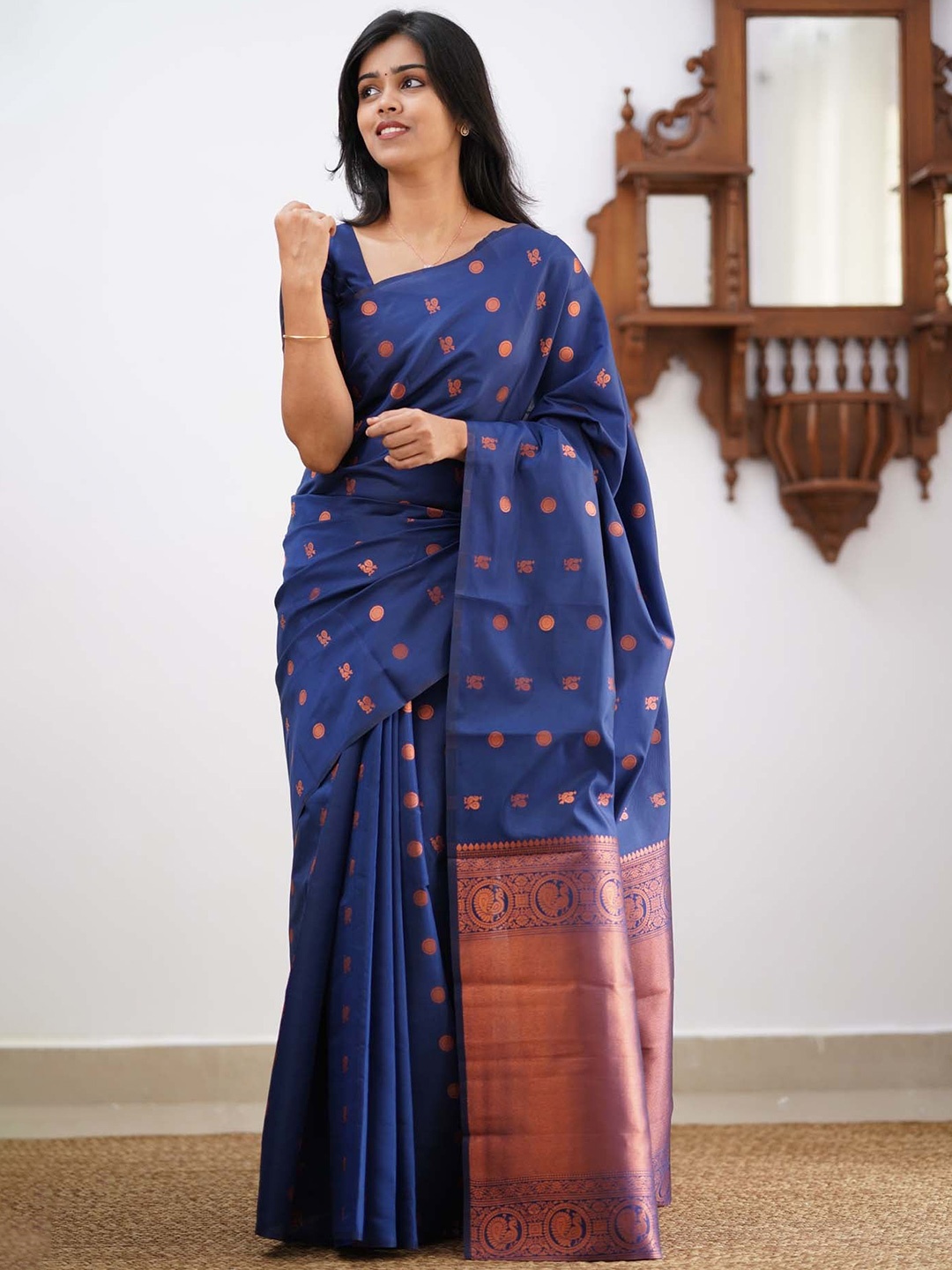 

Glorisa Ethnic Motifs Woven Design Zari Pure Silk Kanjeevaram Saree, Blue