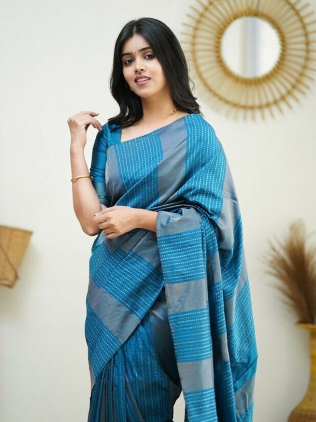 

Glorisa Woven Design Pure Silk Tussar Saree, Blue