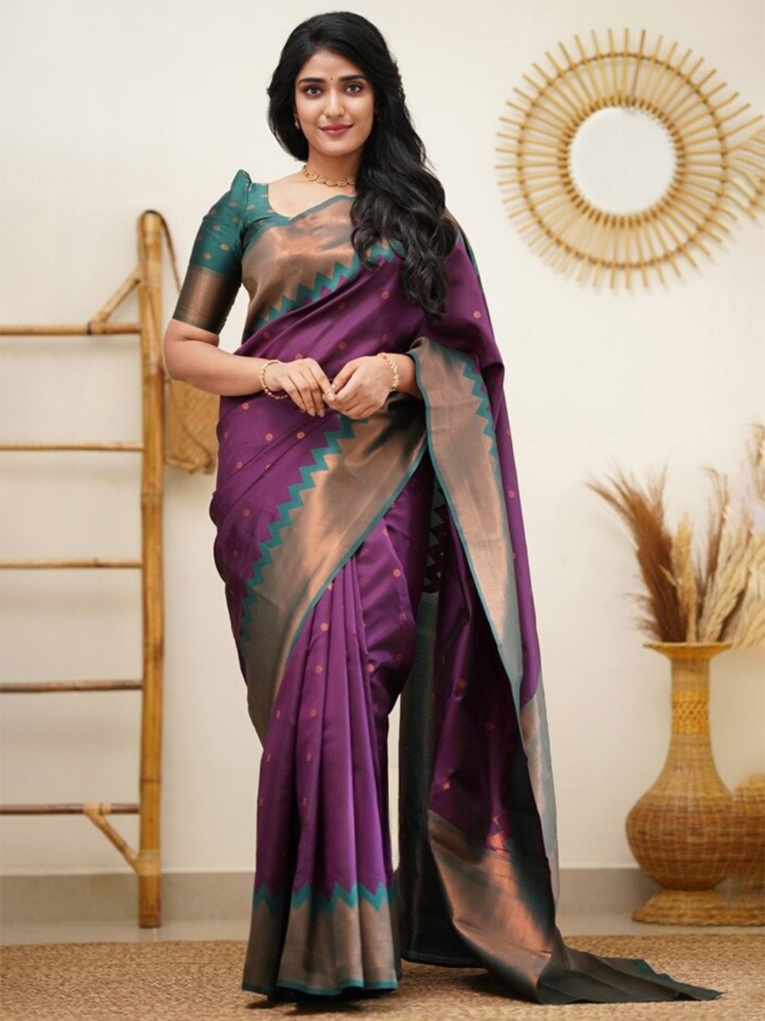 

Glorisa Ethnic Motifs Zari Pure Silk Kanjeevaram Saree, Purple