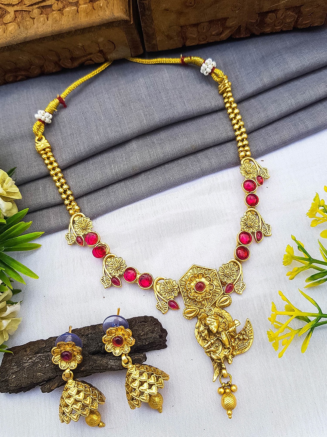 

GRIIHAM Gold-Plated AD-Studded Jewellery Set