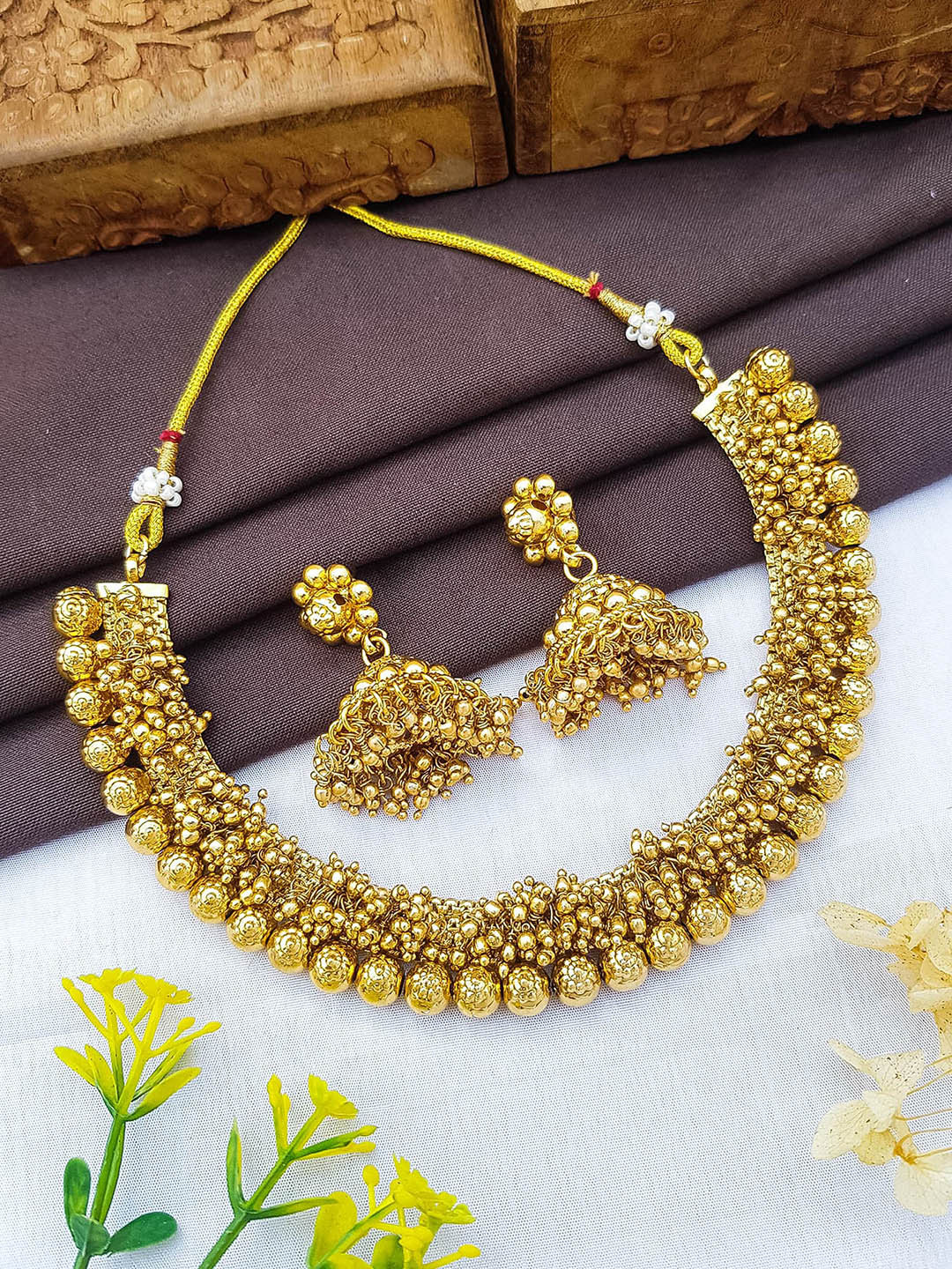 

GRIIHAM Gold-Plated Cubic Zirconia Studded Necklace & Earrings