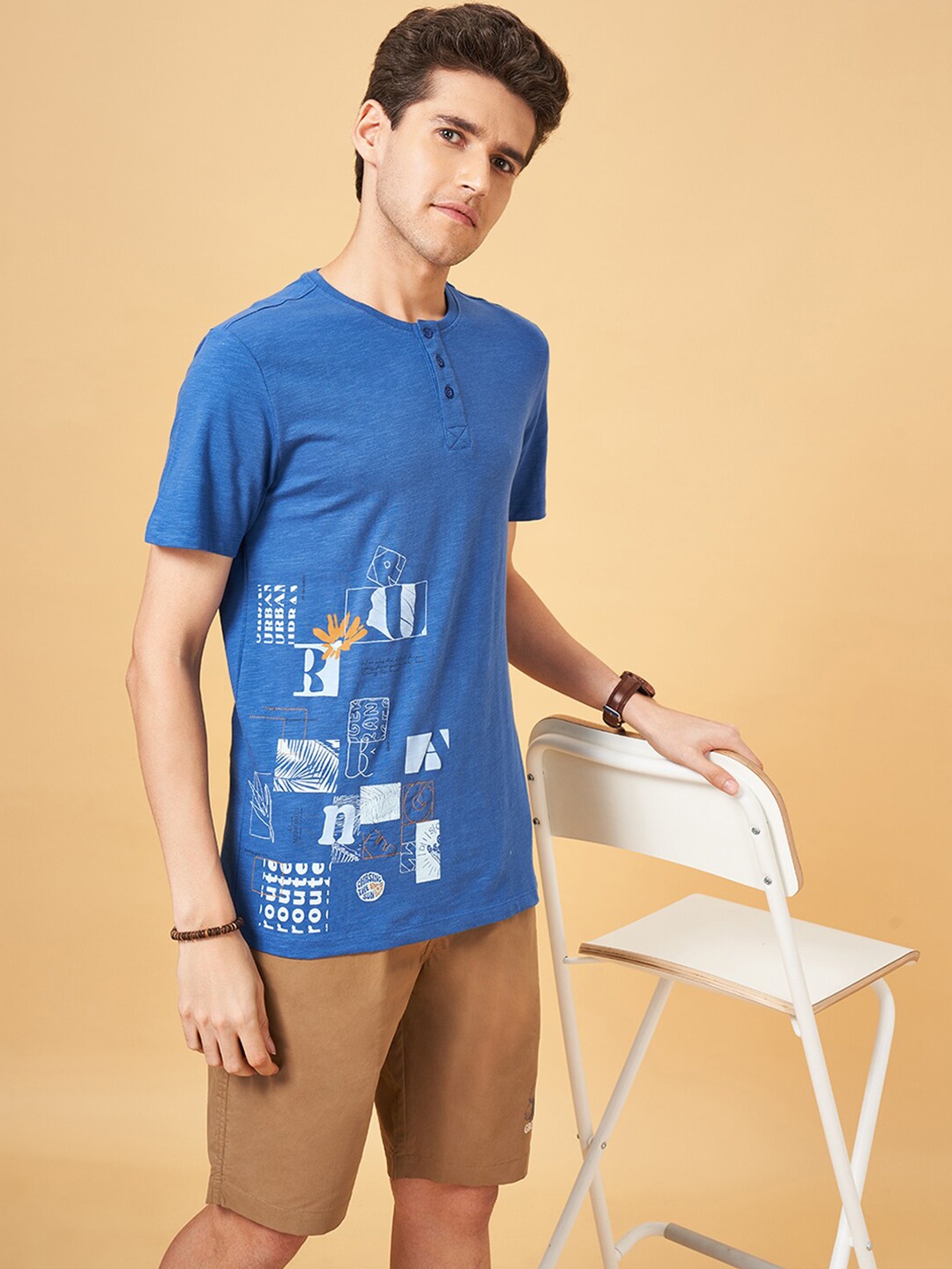 

Urban Ranger by pantaloons Typography Printed Mandarin Collar Slim Fit T-shirt, Blue
