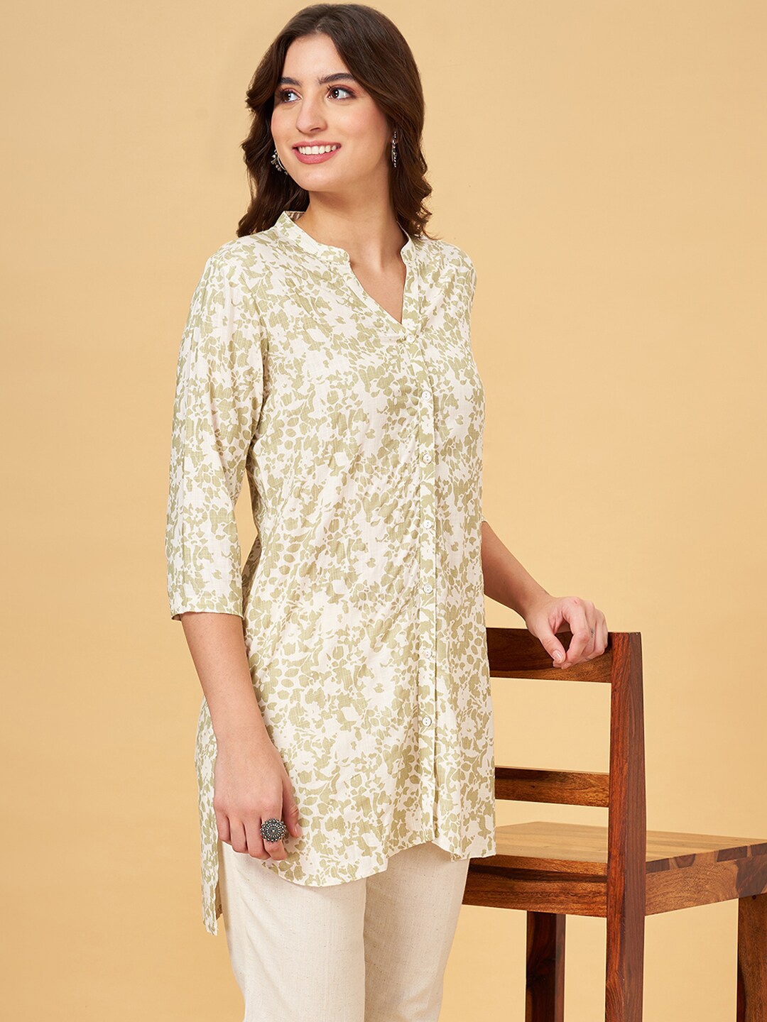 

RANGMANCH BY PANTALOONS Mandarin Collar Printed Tunic, Olive