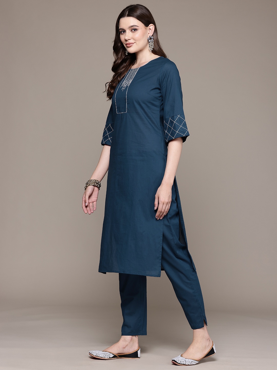 

Readiprint Yoke Design Thread Work Pure Cotton Kurta With Trousers, Navy blue