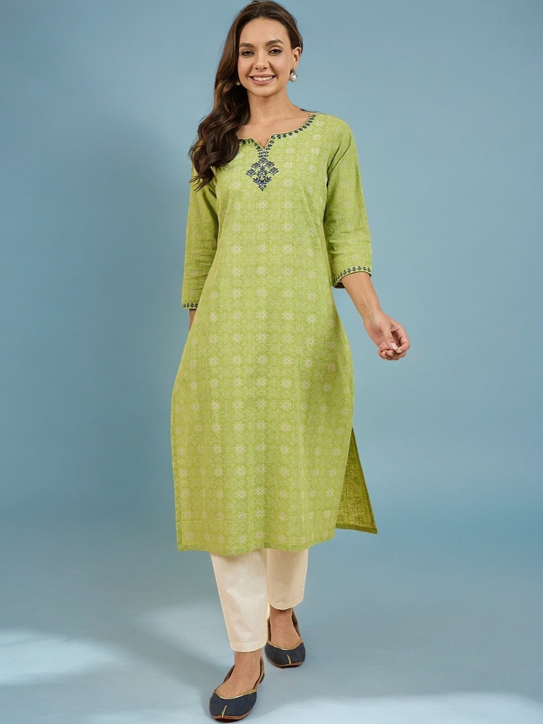 

Azira Geometric Checked Thread Work Kurta, Green