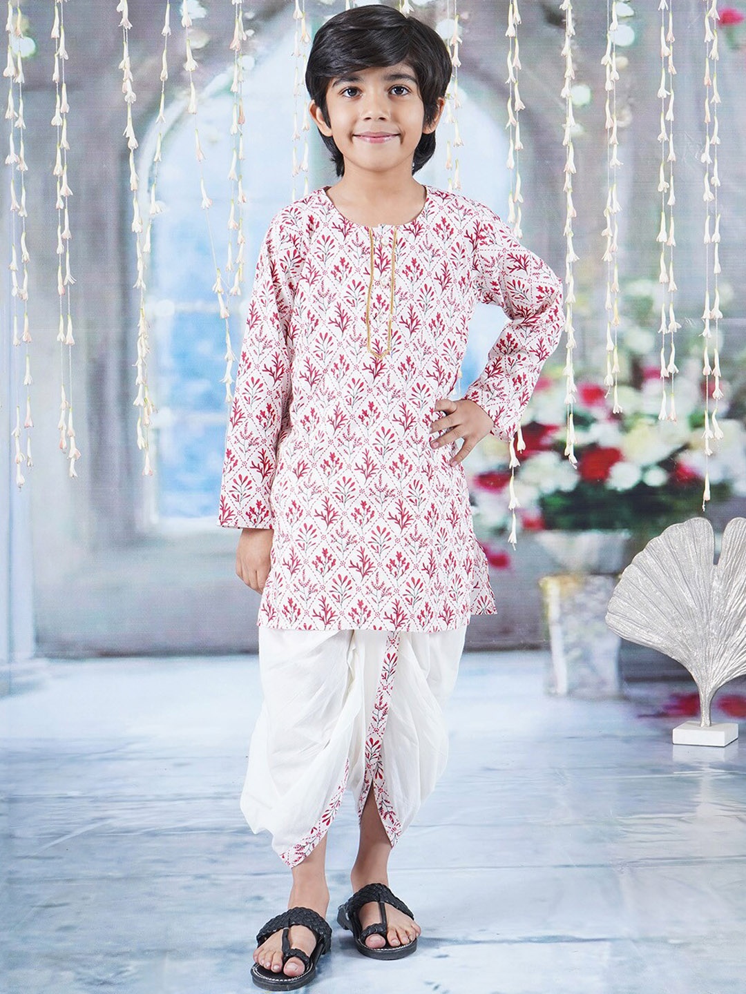 

Little Bansi Boys Floral Printed Round Neck Pure Cotton Kurta with Dhoti Pants, White