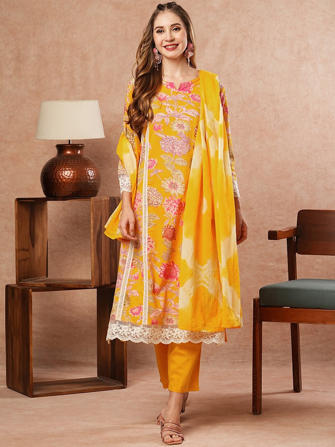 

FASHOR Floral Printed Regular Thread Work Pure Cotton Kurta With Trousers & Dupatta, Yellow