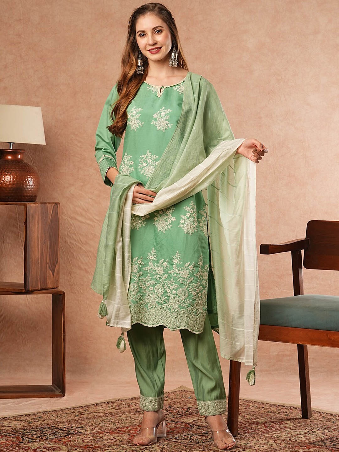 

FASHOR Floral Embroidered Regular Chikankari Chanderi Cotton Kurta With Trousers & Dupatta, Green