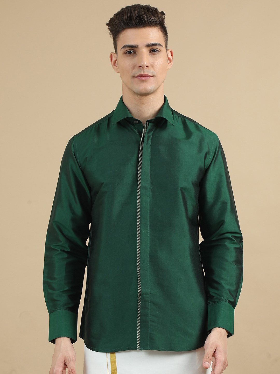 

TATTVA Classic Spread Collar Long Sleeves Pure Silk Casual Shirt, Green