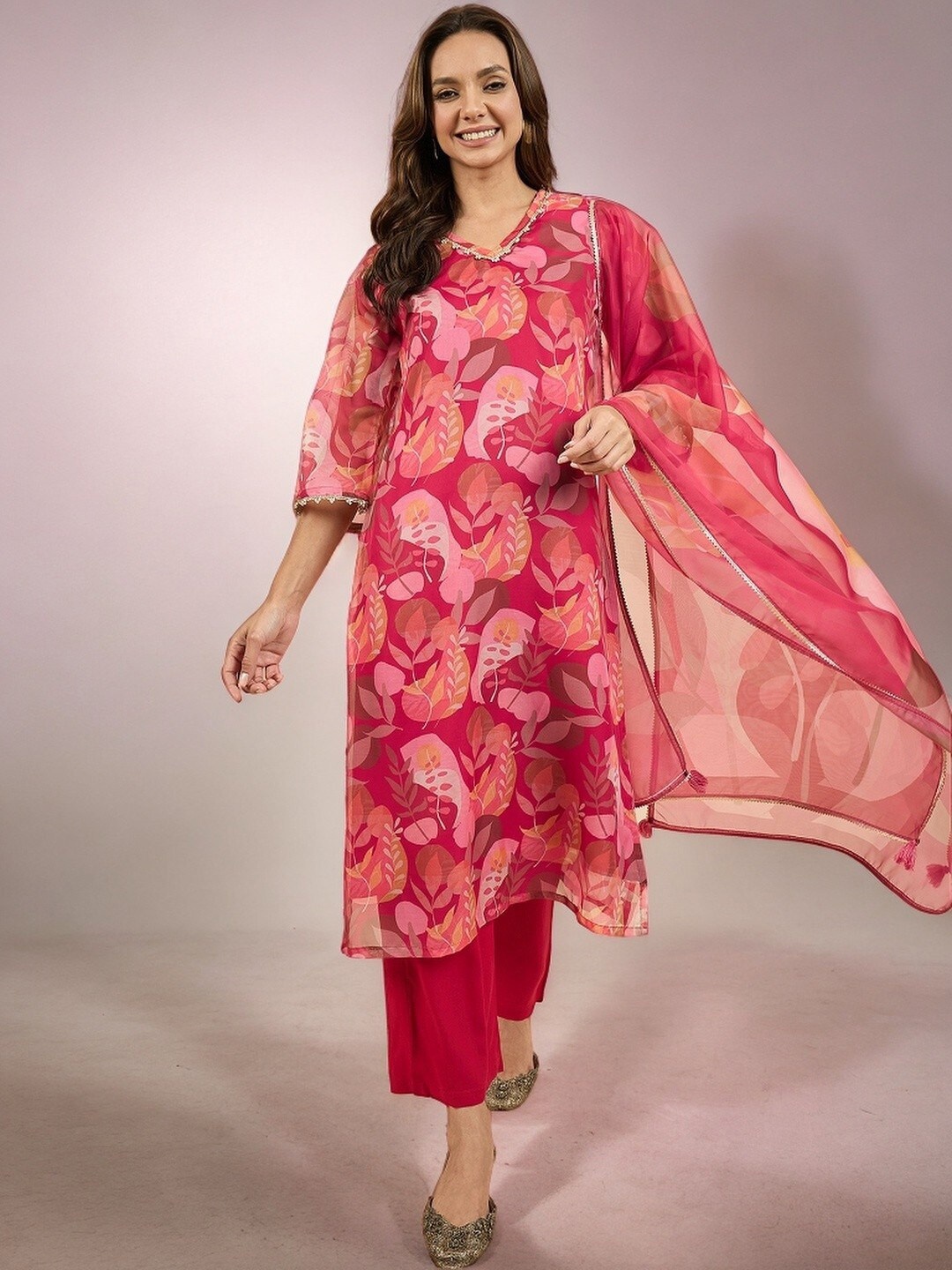 

Azira Floral Printed Regular Kurta With Palazzos & Dupatta, Red