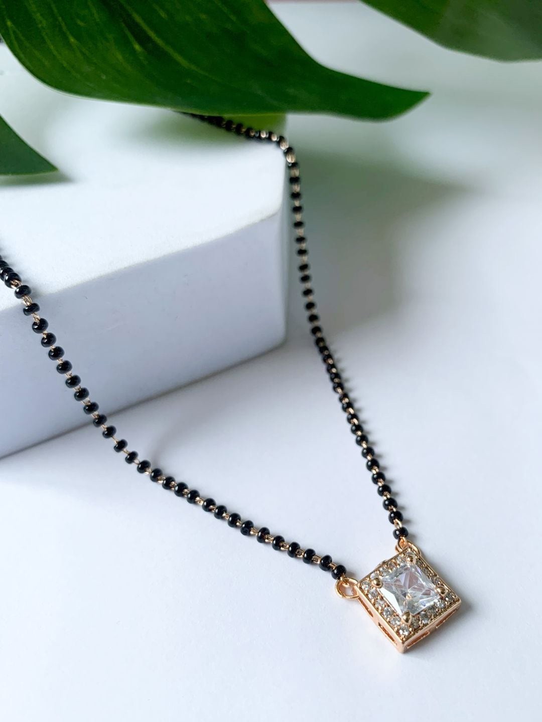 

I Jewels Rose Gold-Plated Artificial Stones and Beads Mangalsutra