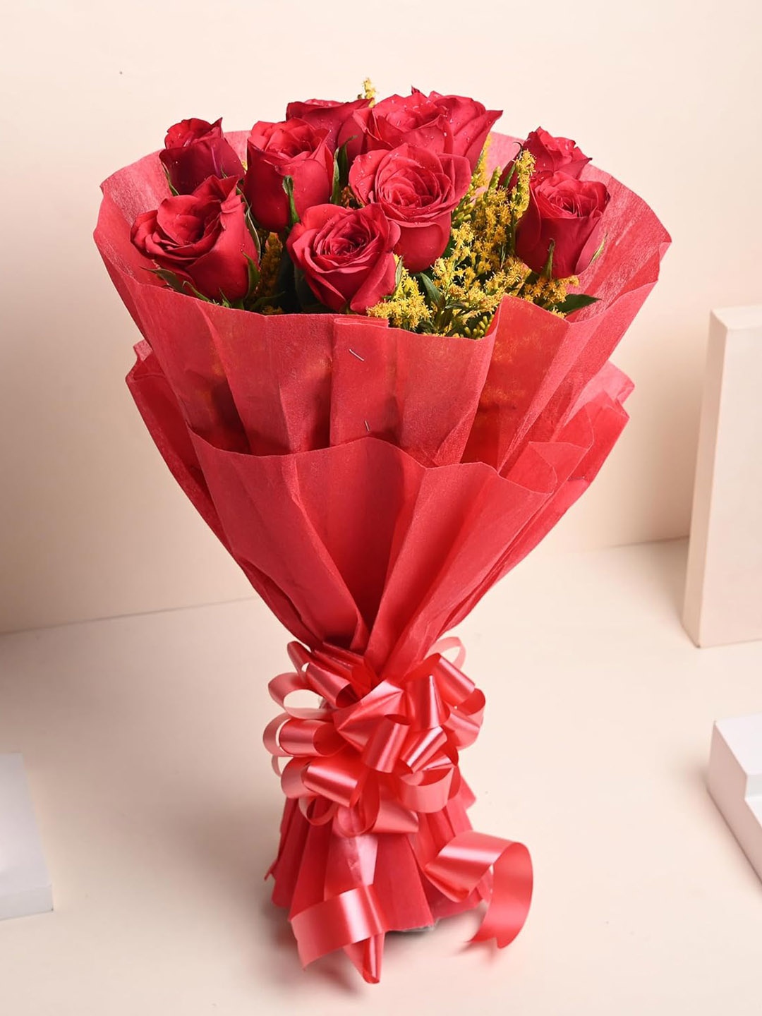 

Floweraura Red 12 Pieces Live Fresh Roses Flowers Bouquet