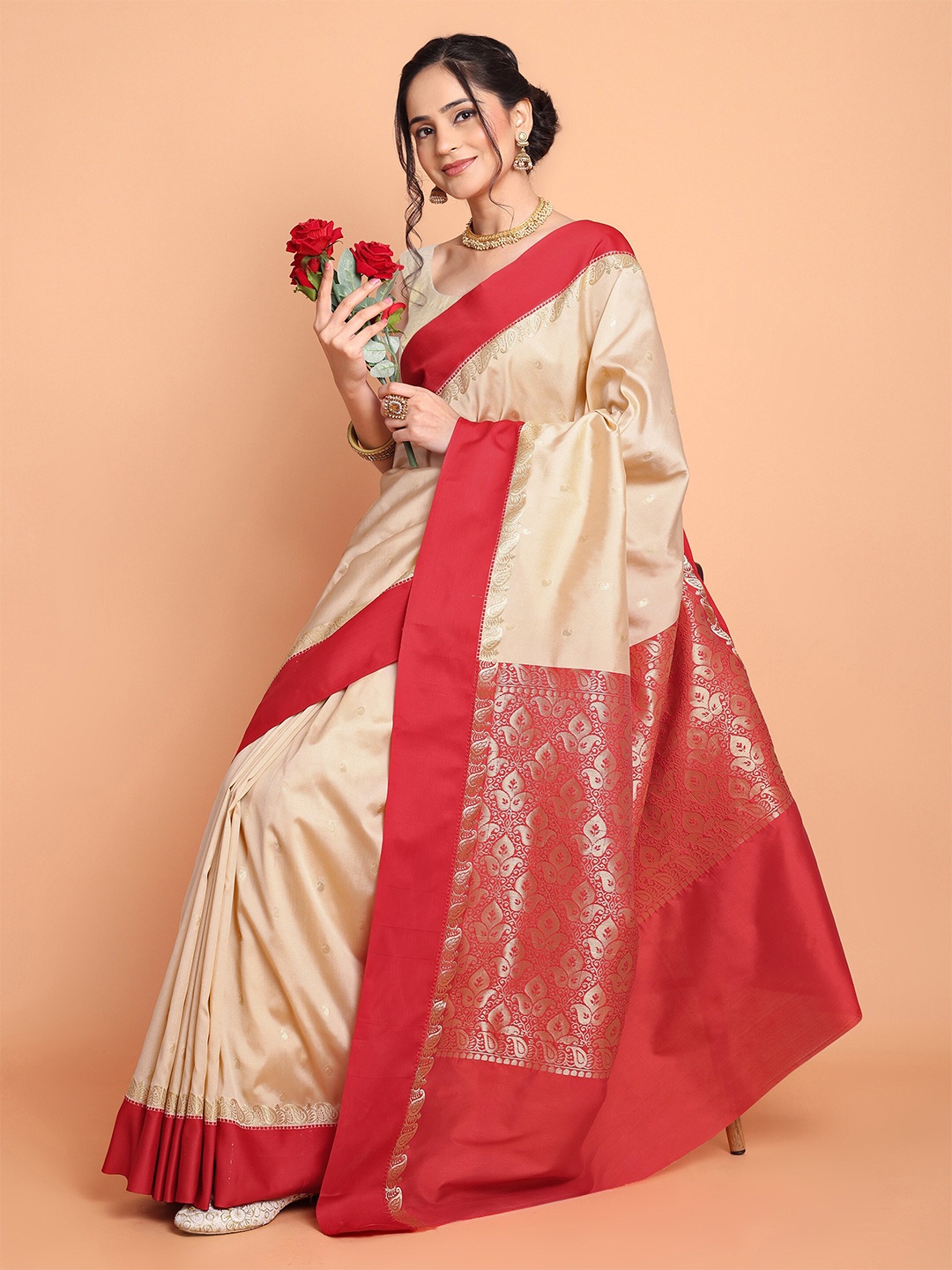 

TANTLOOM Ethnic Motifs Woven Design Zari Art Silk Kanjeevaram Saree, Red