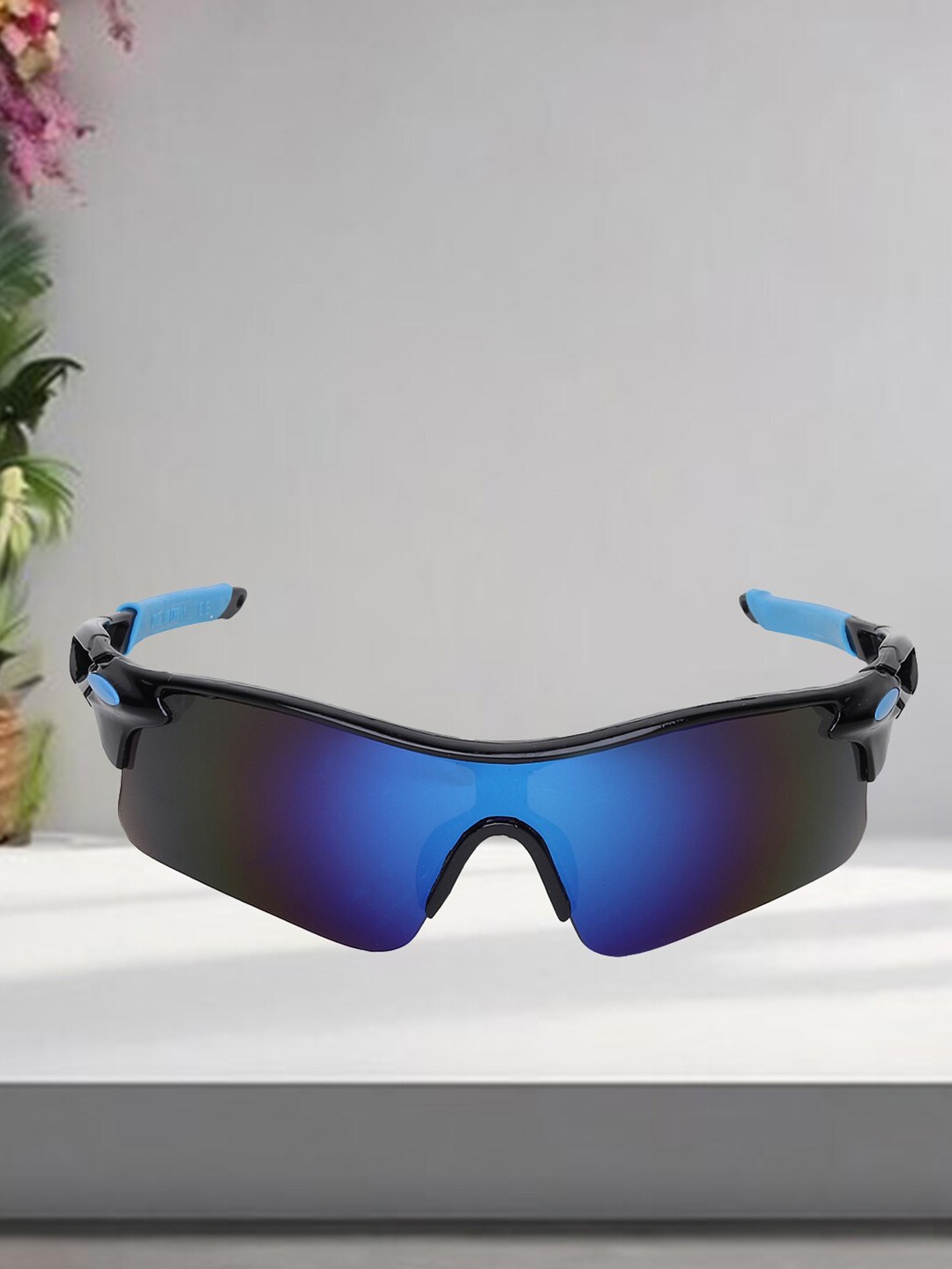 

The Roadster Lifestyle Co. Unisex UV Protected Lens Sports Sunglasses RDSG-9181-10, Blue