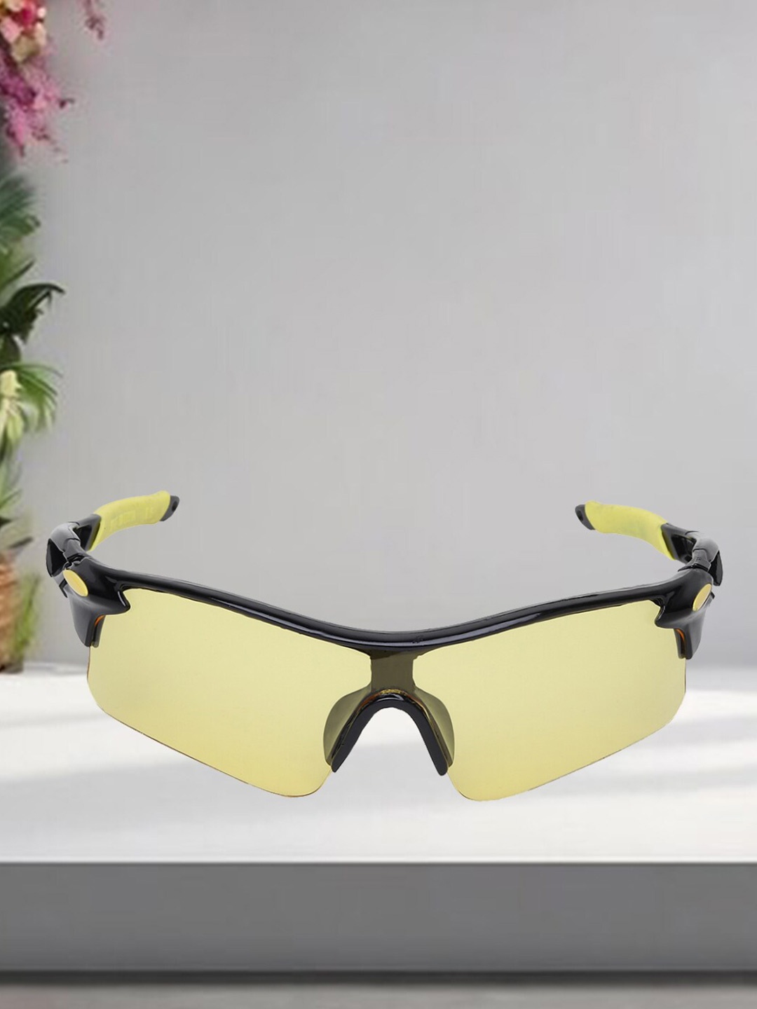 

The Roadster Lifestyle Co Unisex Sports Sunglasses With UV Protected Lens RDSG-9181-04, Yellow