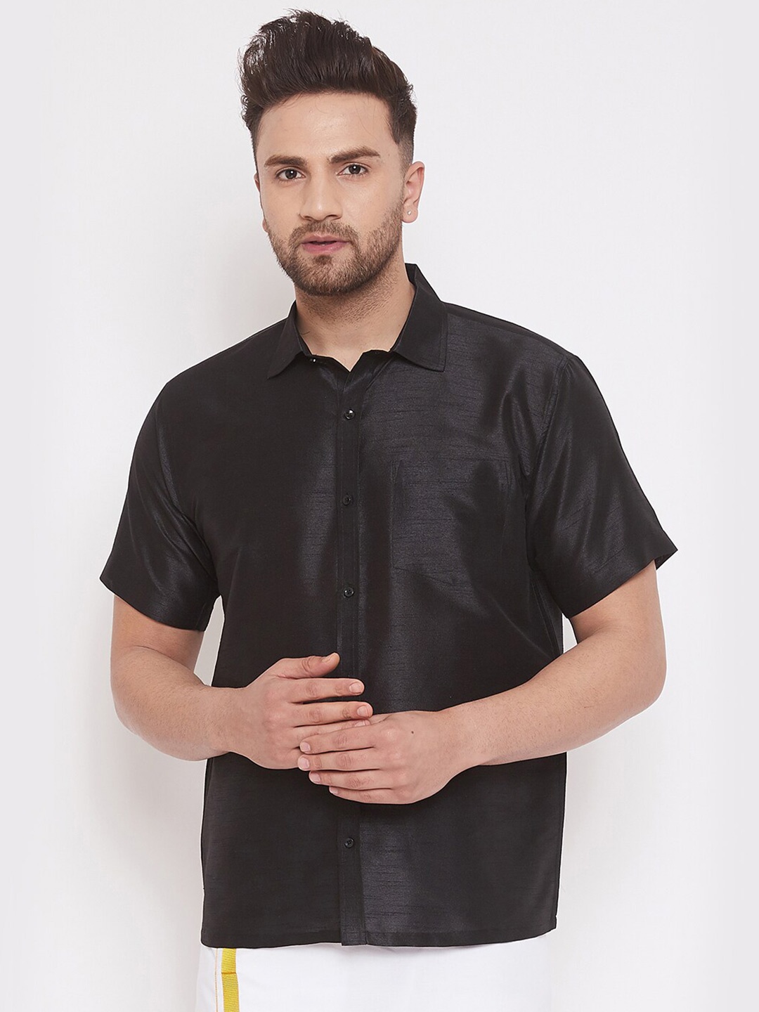 

VASTRAMAY Men Premium Spread Collar Short Sleeves Regular Fit Casual Shirt, Black