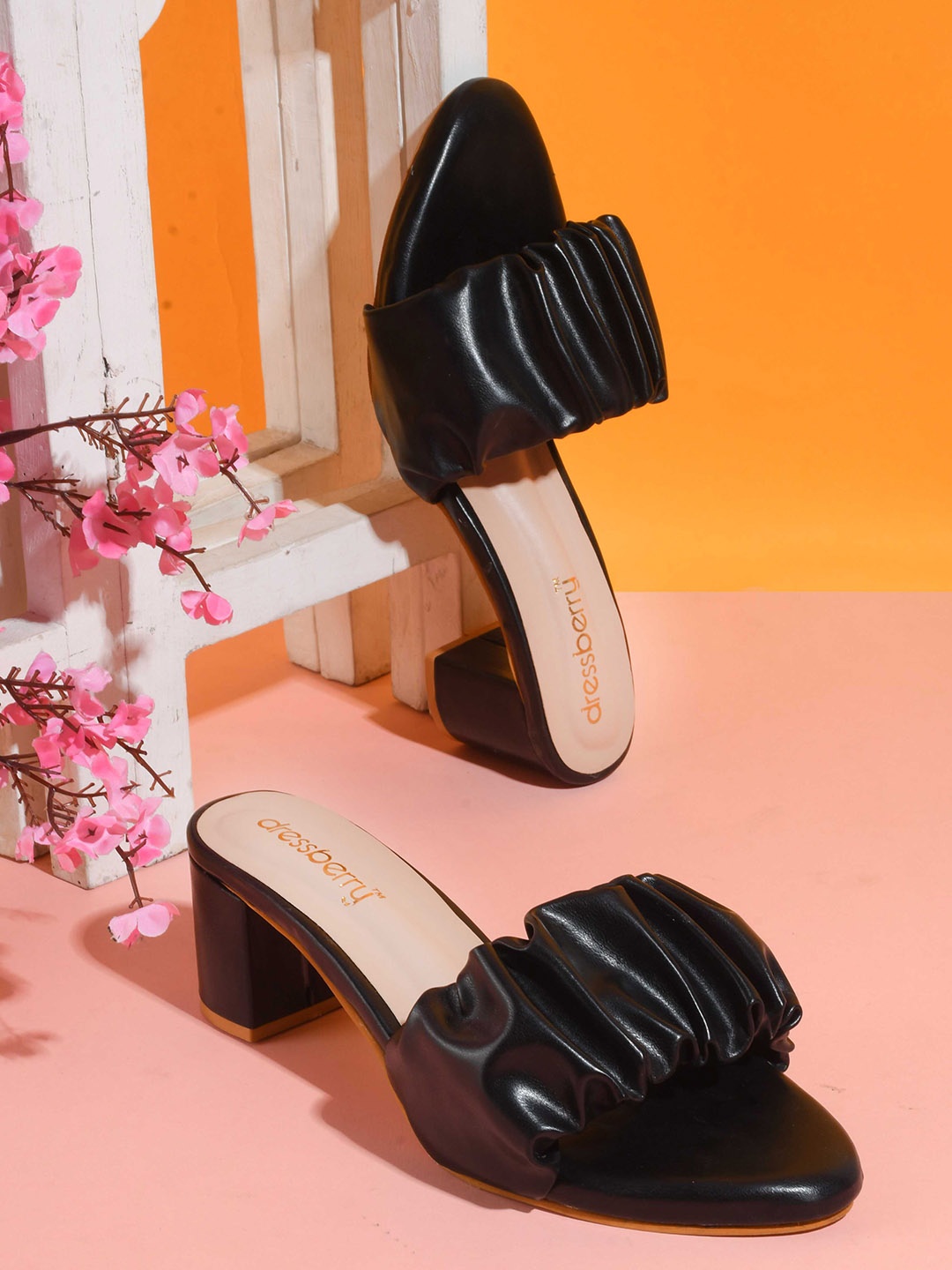

DressBerry Black Textured Block Heels