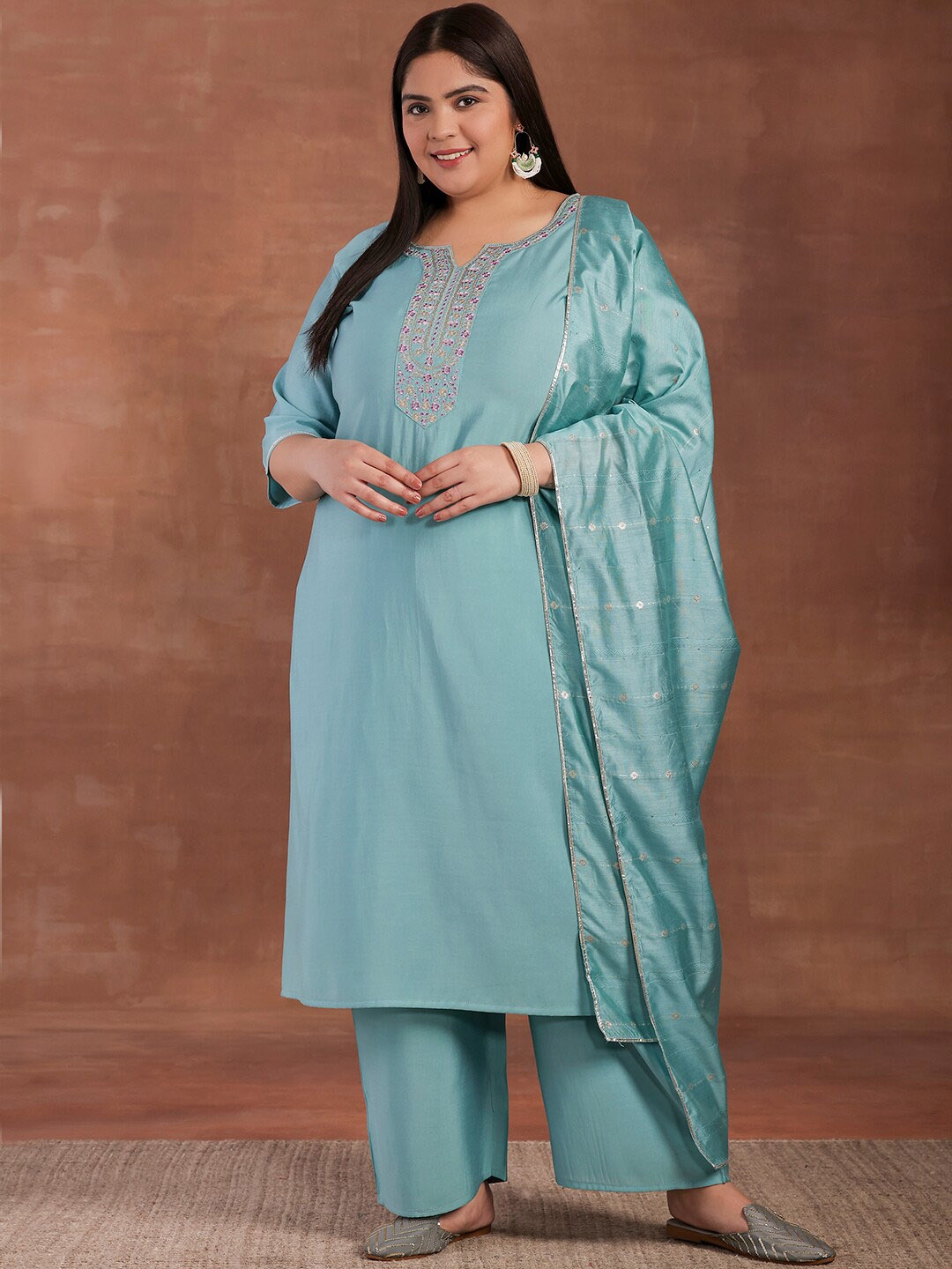 

EXTRA LOVE BY LIBAS Plus Size Floral Yoke Design Straight Kurta with Trousers & Dupatta, Blue