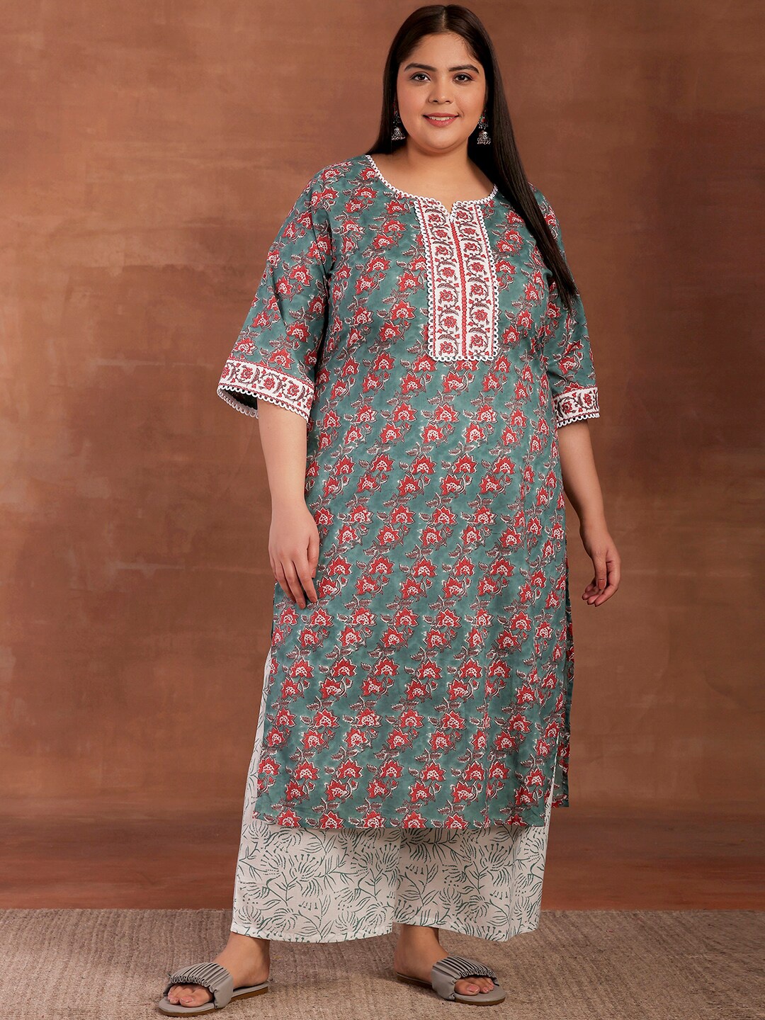 

EXTRA LOVE BY LIBAS Plus Size Floral Printed Straight Pure Cotton Kurta with Palazzos, Green