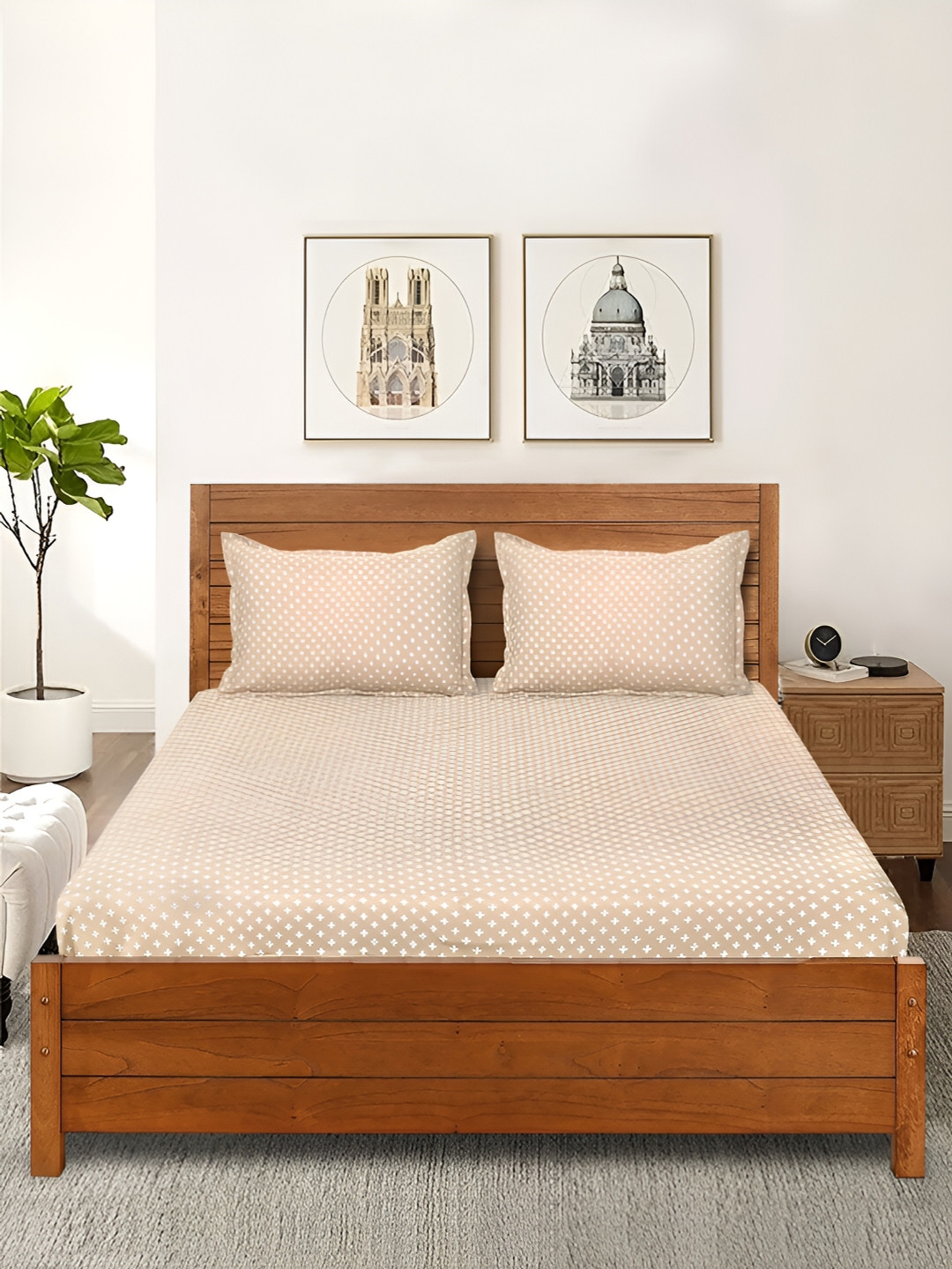 

Saral Home Beige & White Floral Cotton 210 TC Queen Bedsheet with 2 Pillow Covers