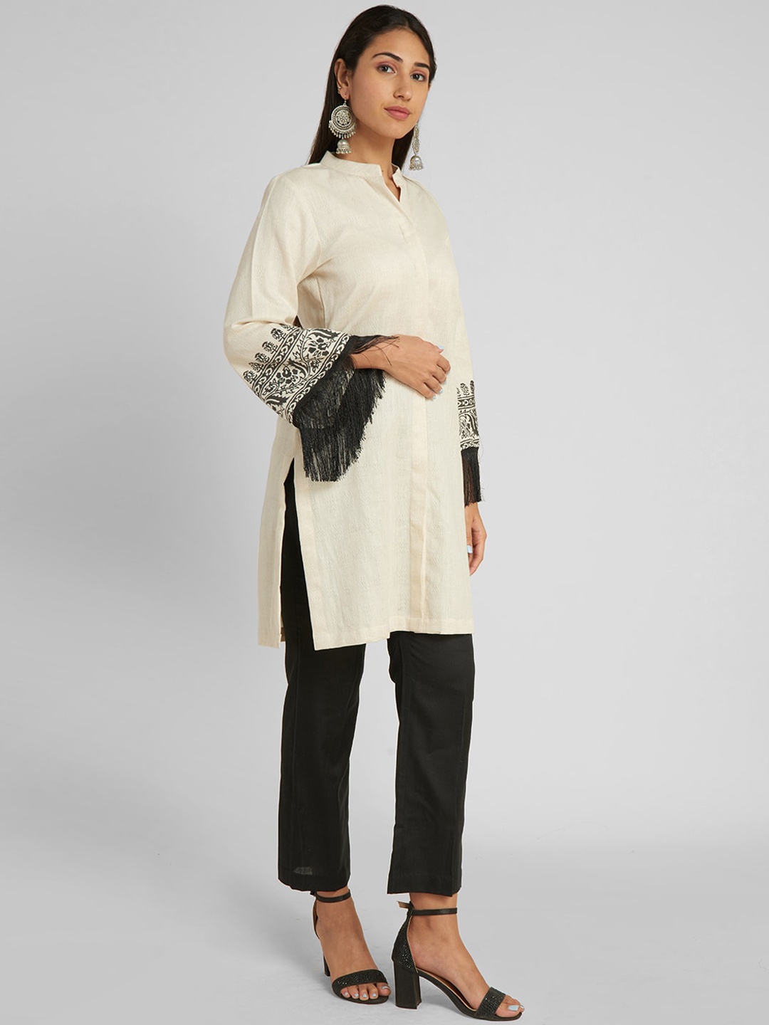 

KALINI Mandarin Collar Long Sleeves Cotton Kurta, Beige