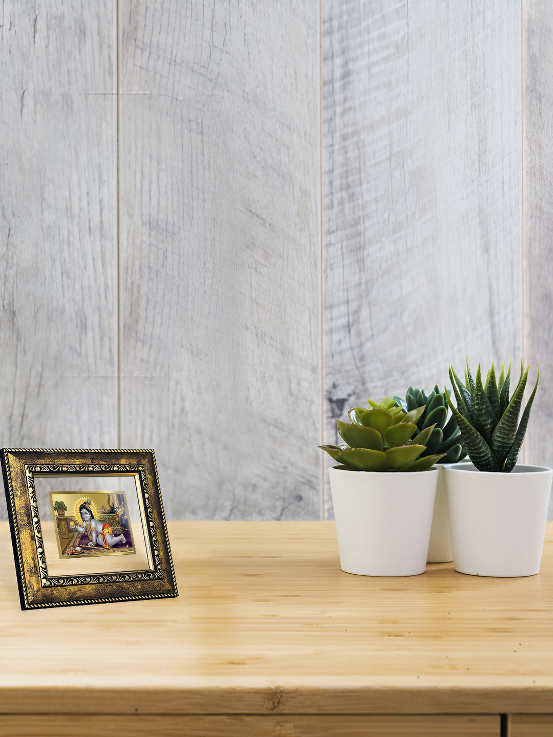 

DIVINITI Gold-Toned & Black 24K Gold Plated Glass Table Photo Frames