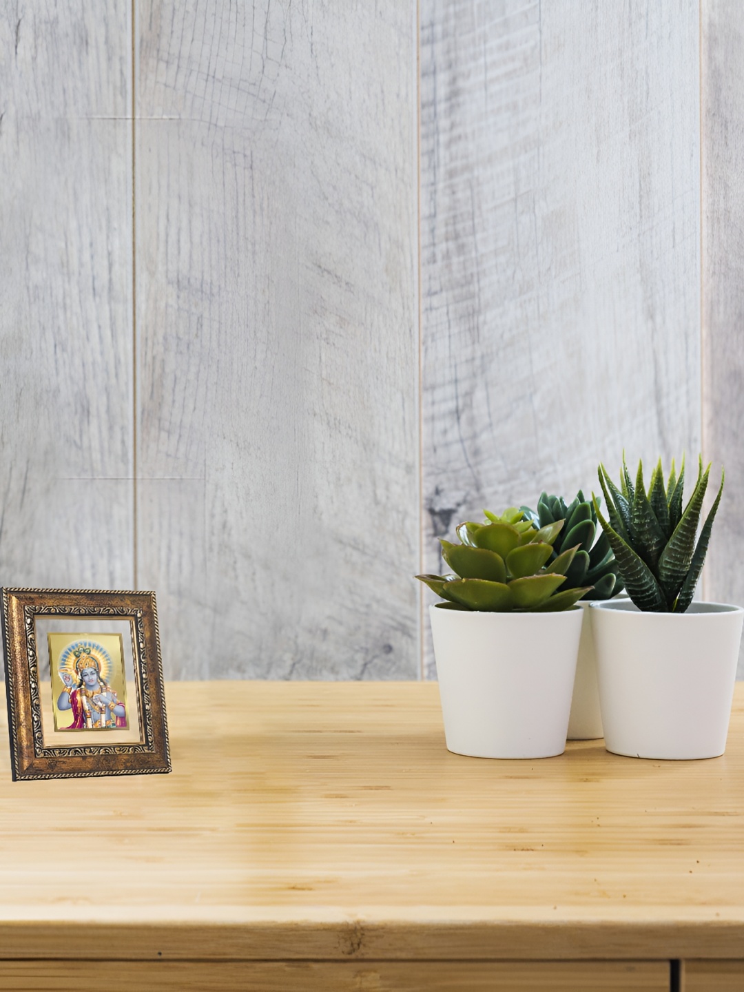 

DIVINITI Gold-Toned & Blue Glass Table Photo Frame