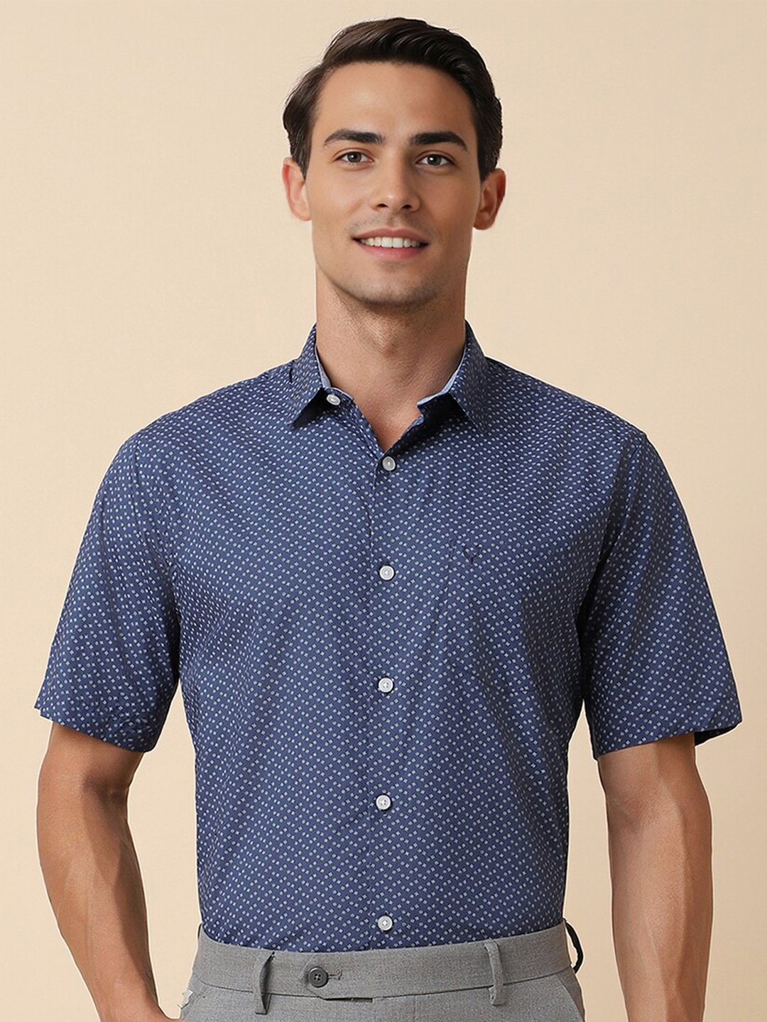 

Allen Solly Slim Fit Print Half Sleeves Formal Shirts, Blue