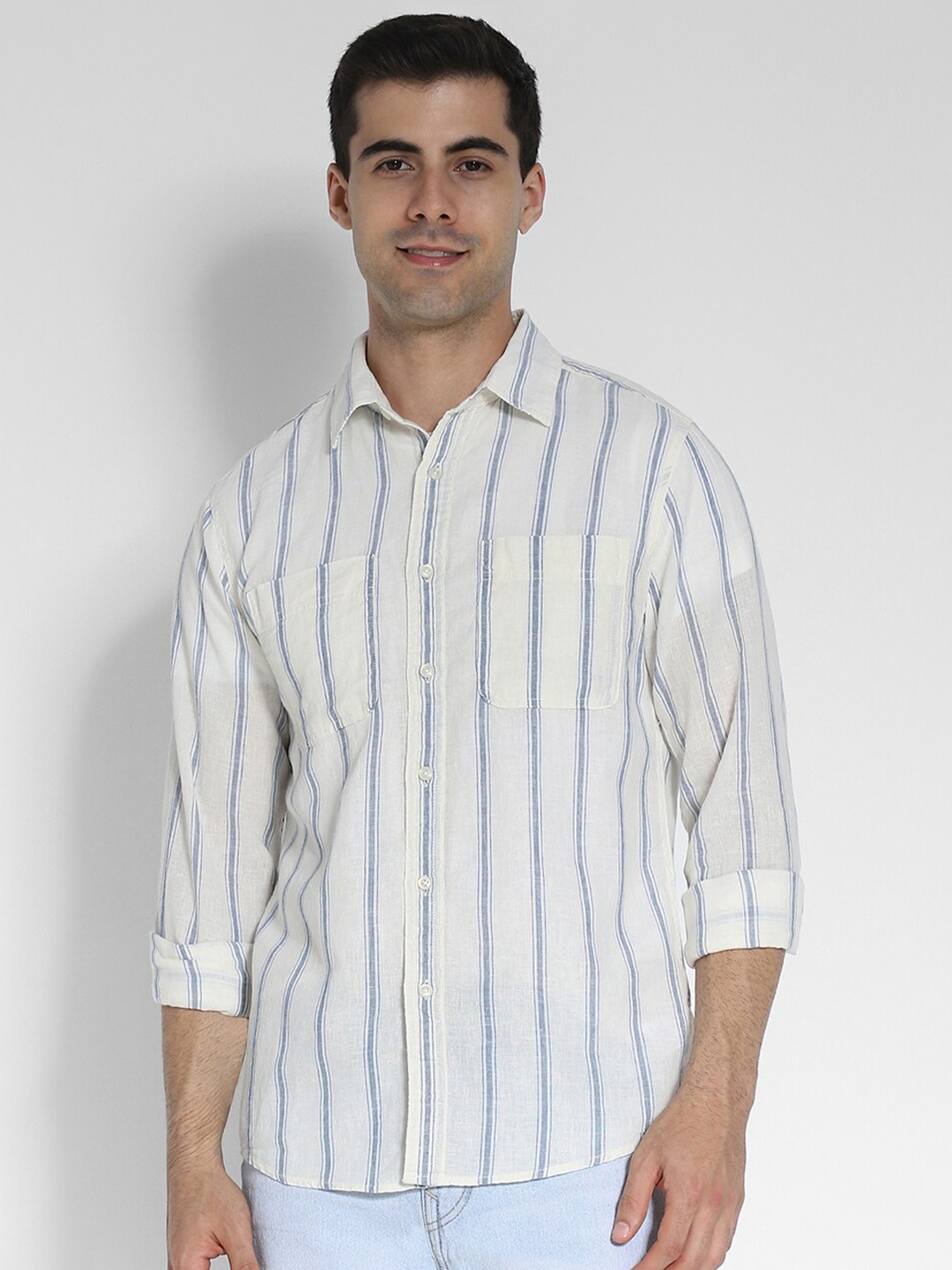 

AMERICAN EAGLE OUTFITTERS Striped Linen Button-Up Shirt, White