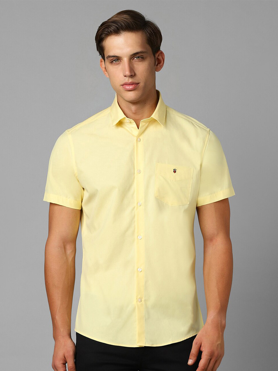 

Louis Philippe Sport Slim Fit Half Sleeves Cotton Casual Shirt, Yellow