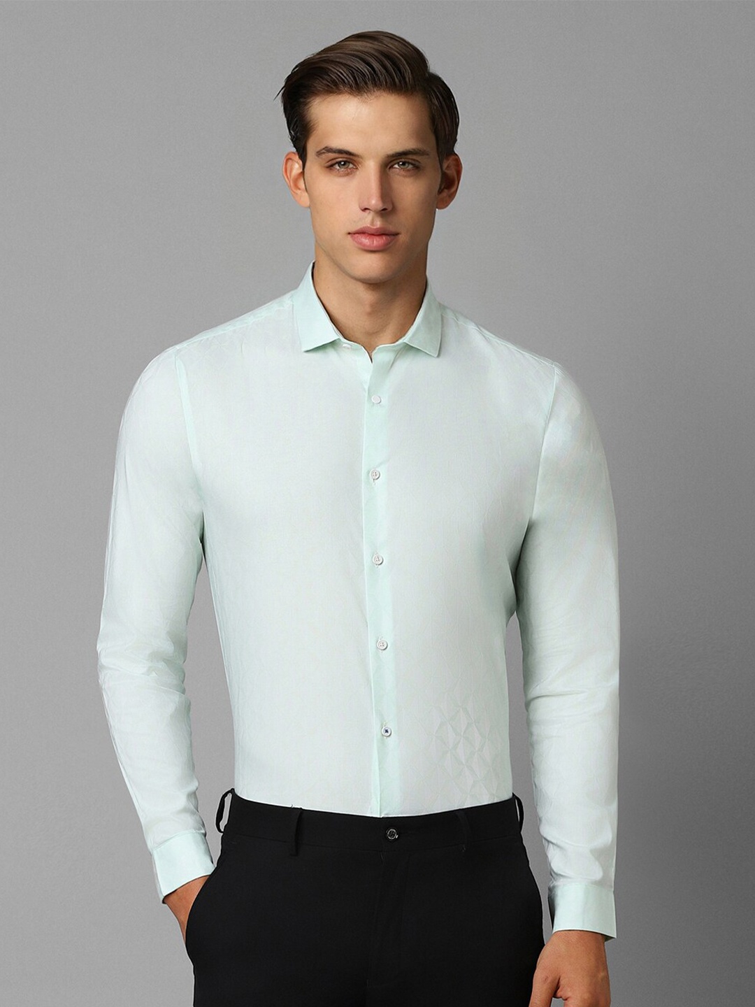 

Louis Philippe Sport Slim Fit Spread Collar Casual Shirt, Green
